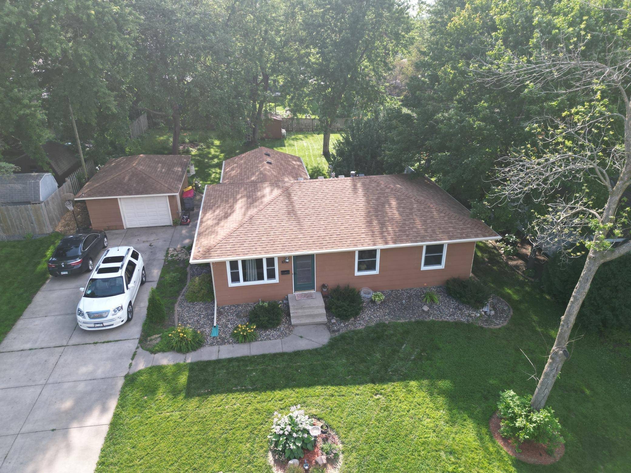 Faribault, MN 55021,1050 Valley View RD