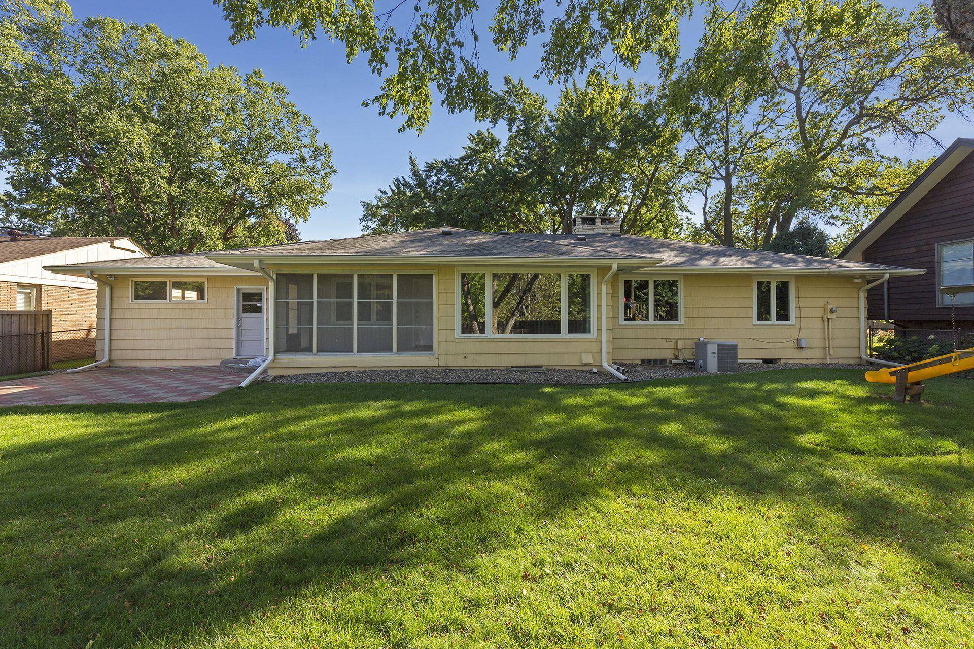 Saint Louis Park, MN 55416,4222 Basswood RD