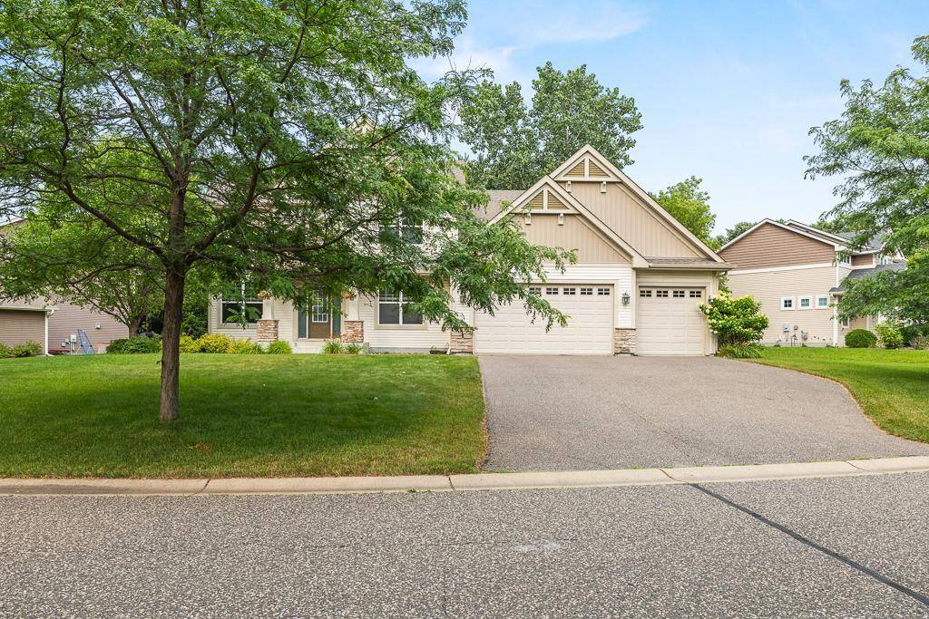 Woodbury, MN 55129,10884 Birch LN