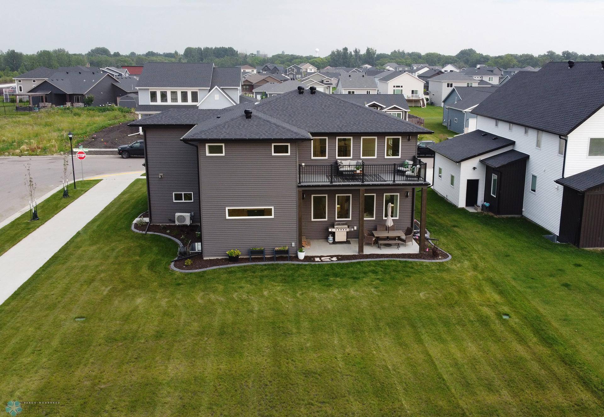 Fargo, ND 58047,8813 Meadowlark Pkwy