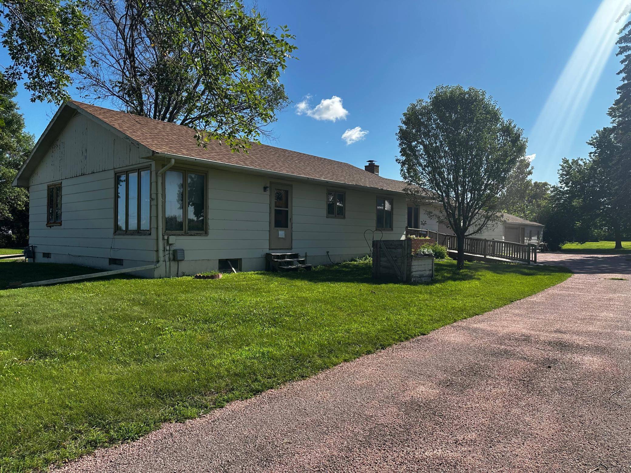 Worthington, MN 56187,350 County Road 5