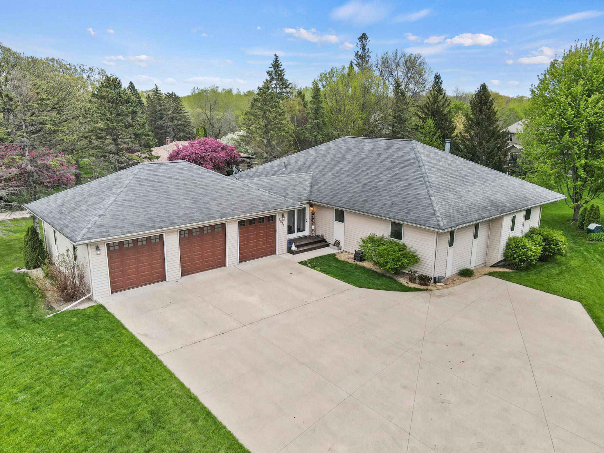 Owatonna, MN 55060,1575 Mineral Springs RD