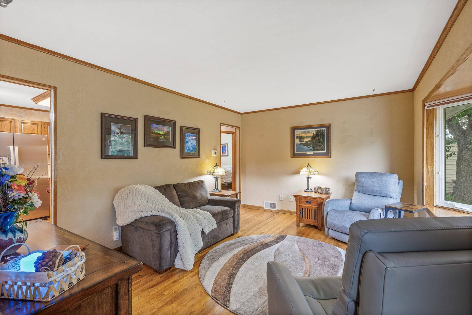 Shoreview, MN 55126,5891 Hodgson RD