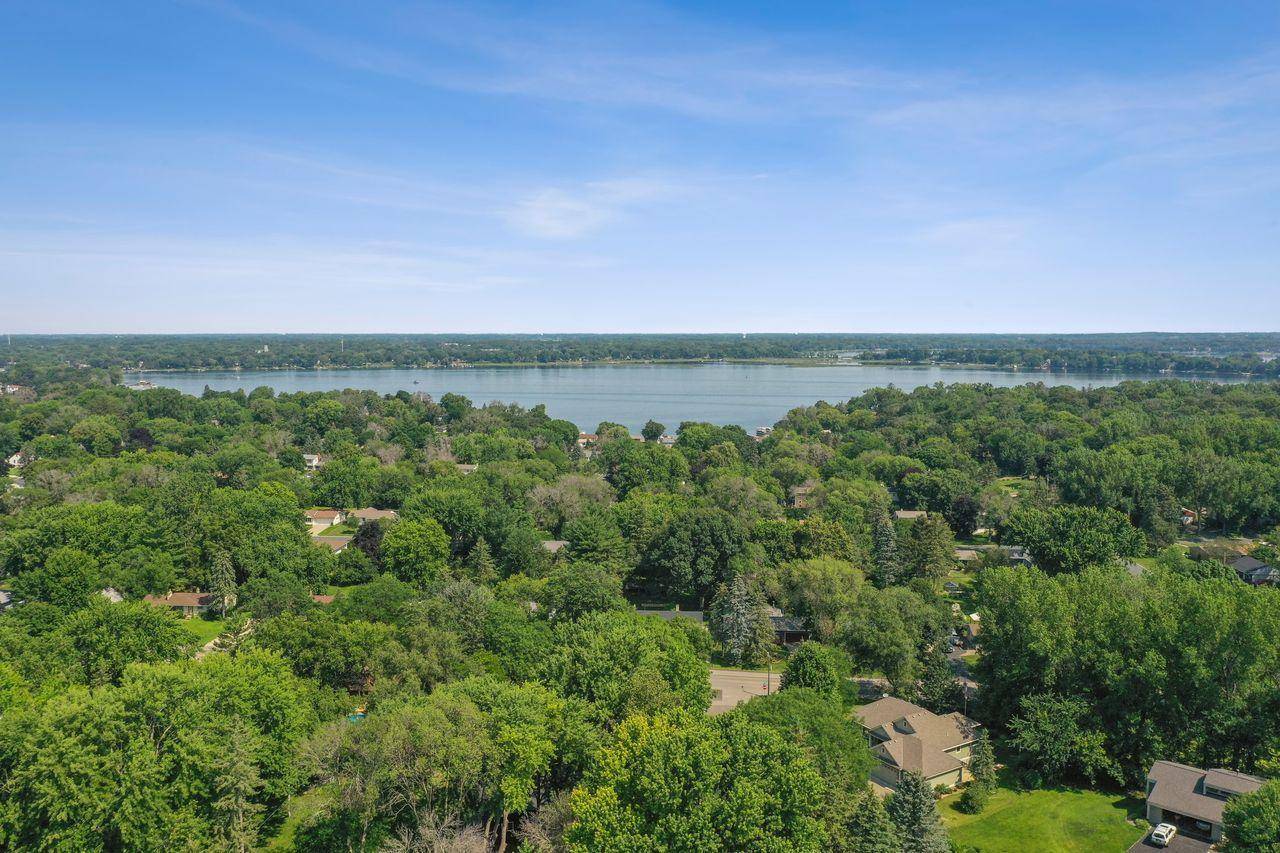 White Bear Lake, MN 55110,4040 Lakehill CIR