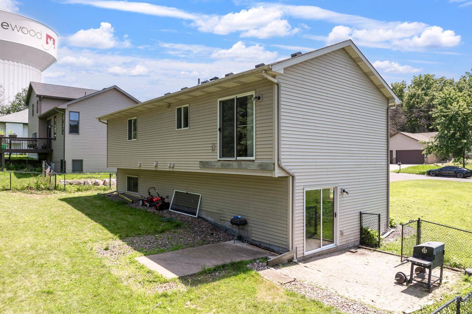 Maplewood, MN 55109,1965 Cope AVE E