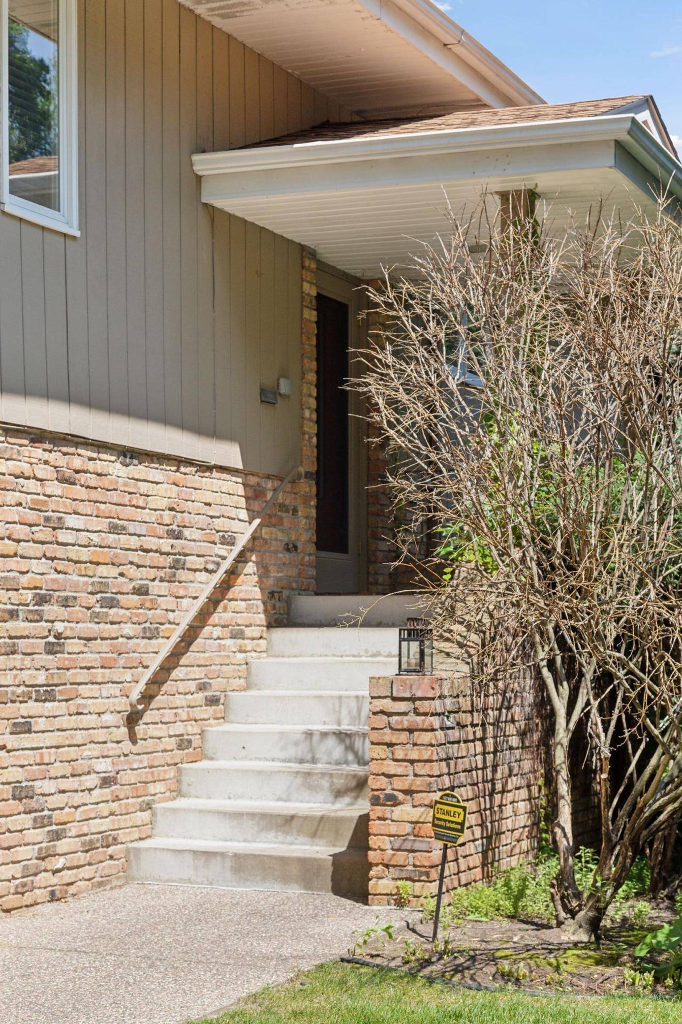 Edina, MN 55436,5219 Malibu DR