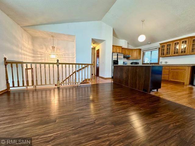 Eden Prairie, MN 55346,17462 Logans DR