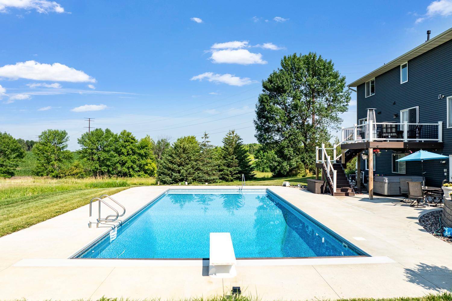 Cedar Lake Twp, MN 55088,2291 E 260th ST