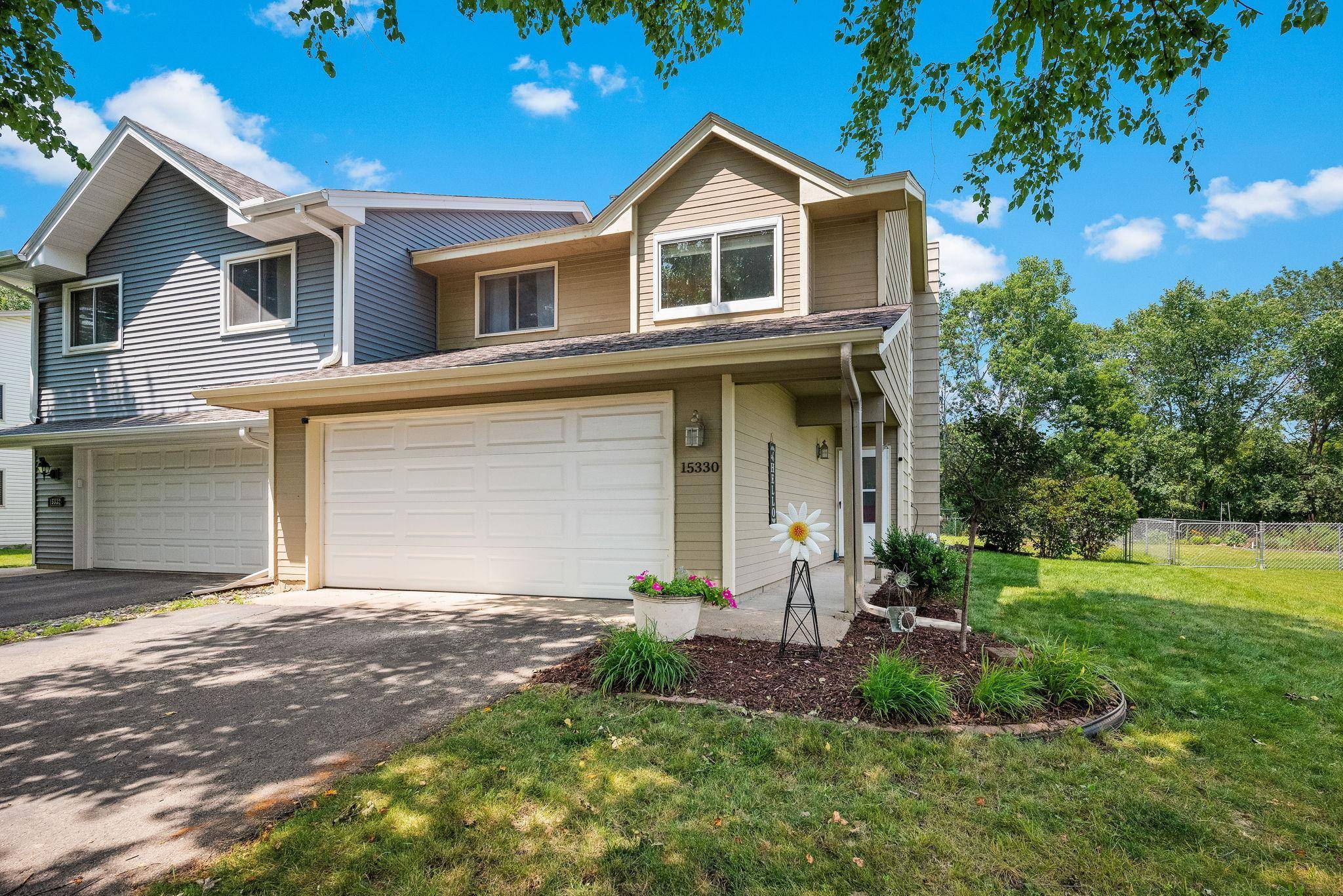 Eden Prairie, MN 55346,15330 Lesley LN