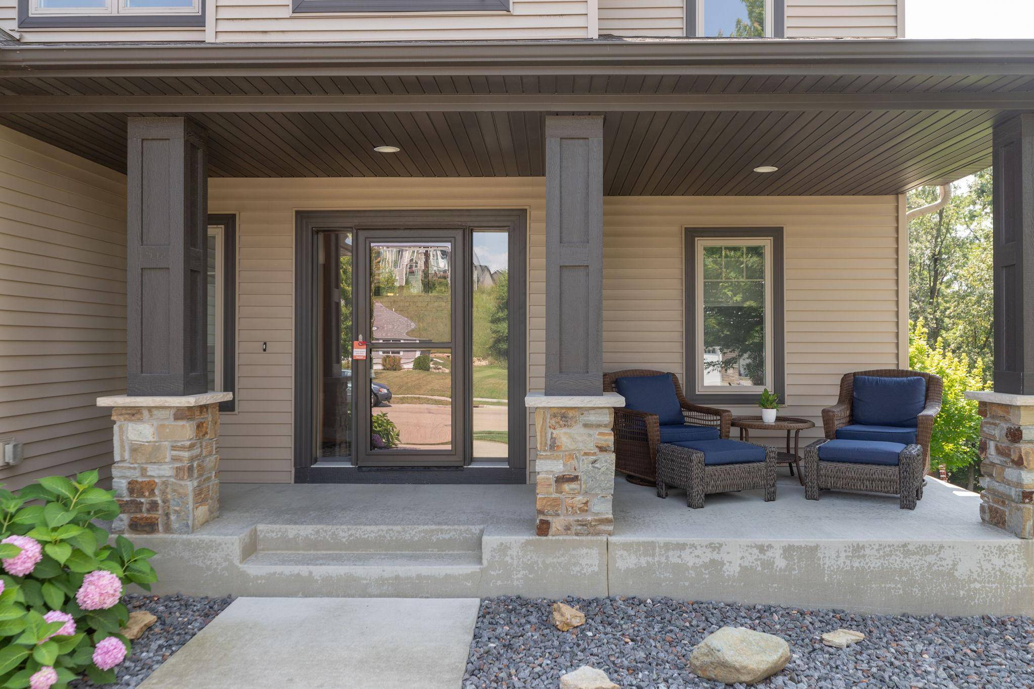 Rochester, MN 55906,3002 Stone Park DR NE