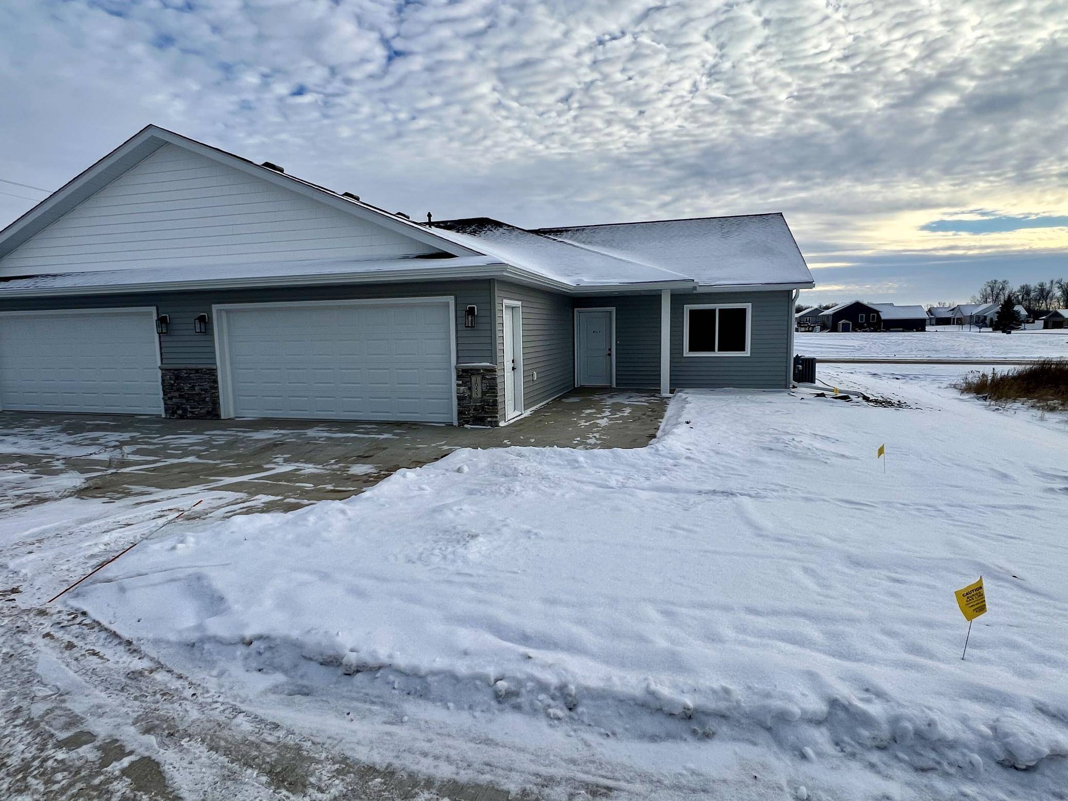 Detroit Lakes, MN 56501,1055 Village LN