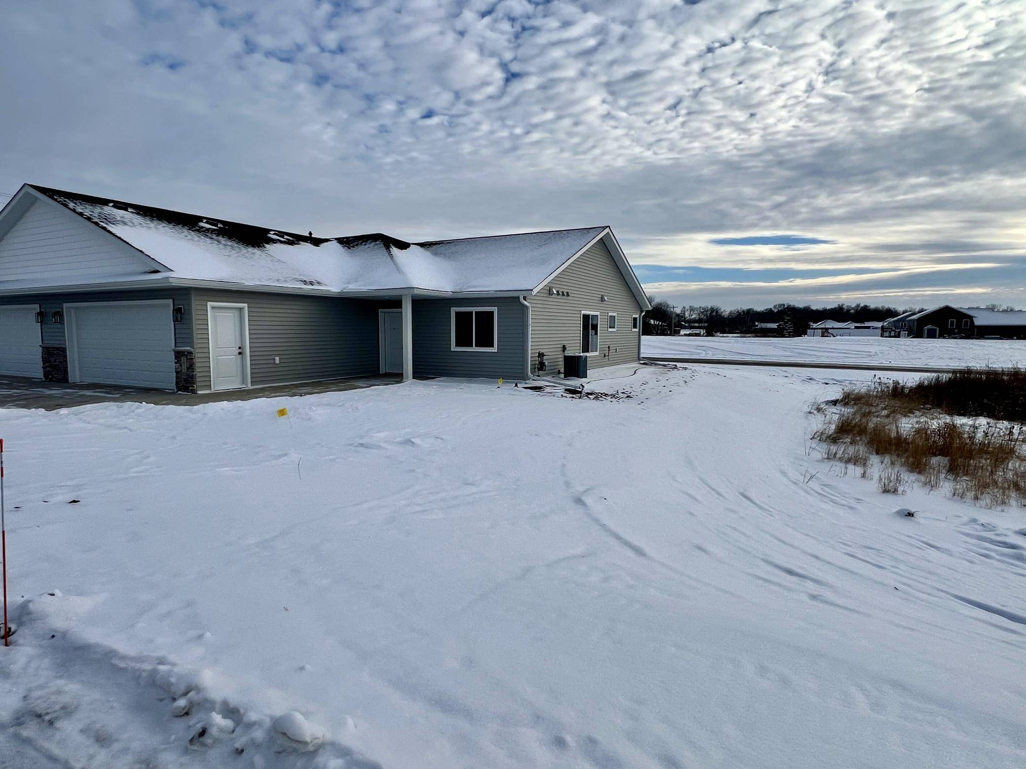 Detroit Lakes, MN 56501,1055 Village LN