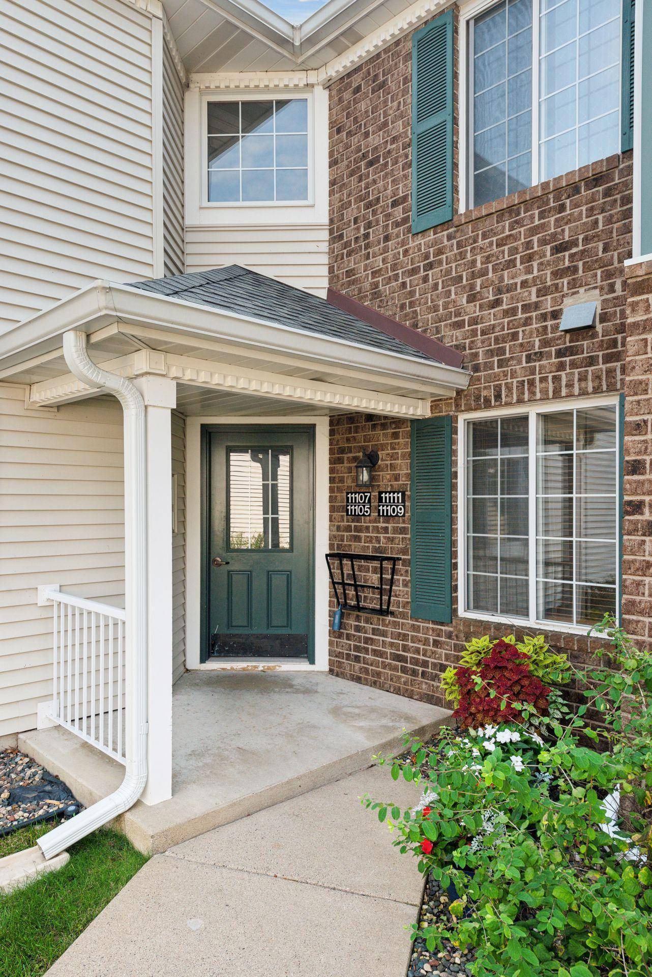 Bloomington, MN 55438,11109 Oregon CIR