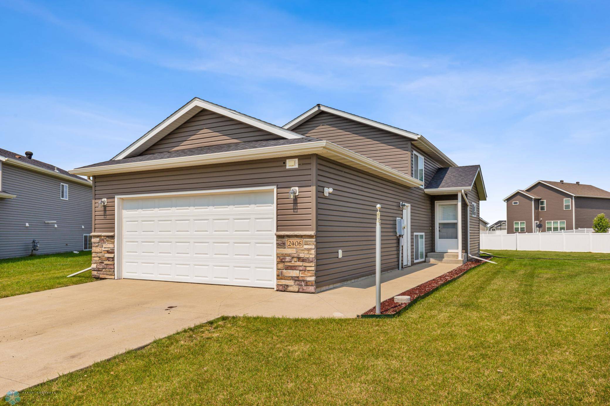 Fargo, ND 58078,2406 6th CT W