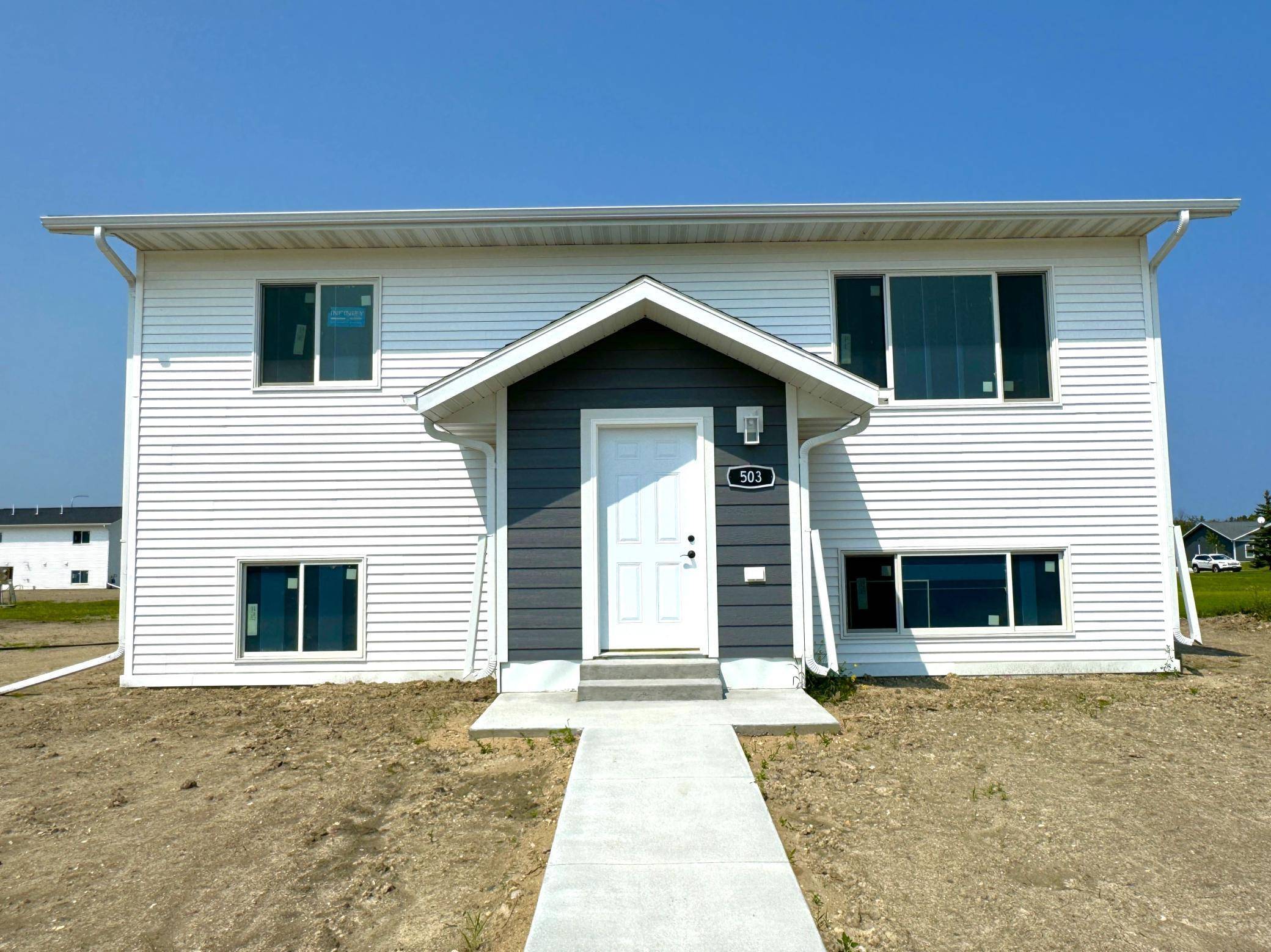 Warroad, MN 56763,503 McKinley ST SE