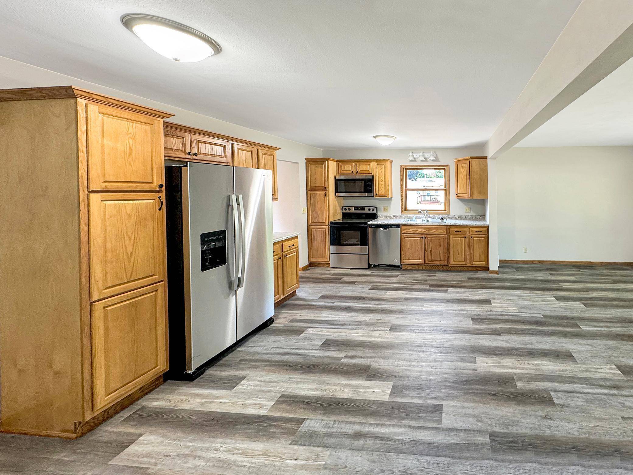 Slayton, MN 56172,2908 Pine AVE