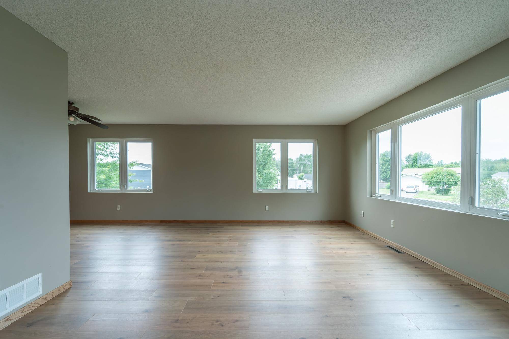 Brainerd, MN 56401,919 Blair CIR