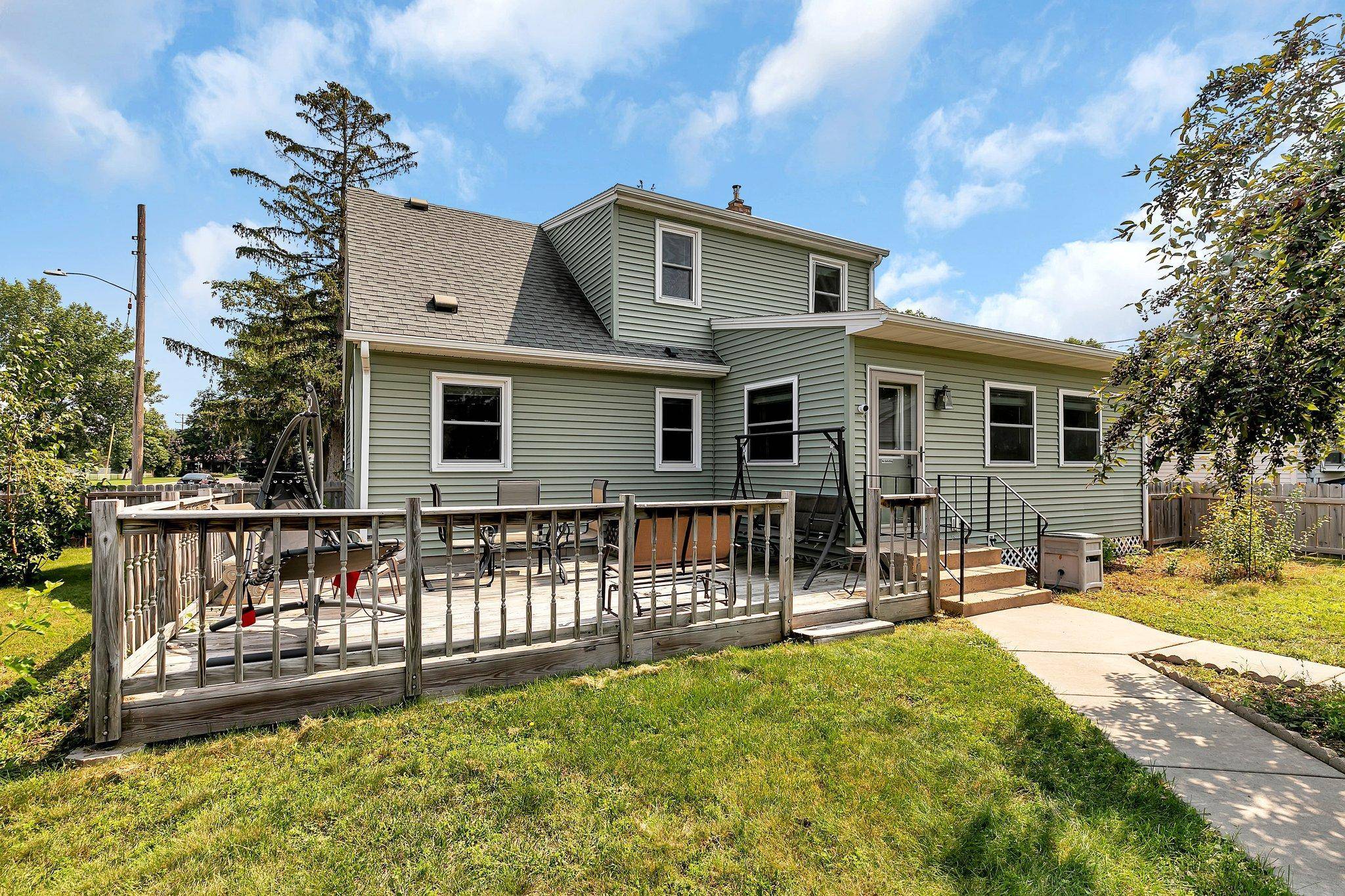 Saint Cloud, MN 56301,1503 14th AVE S