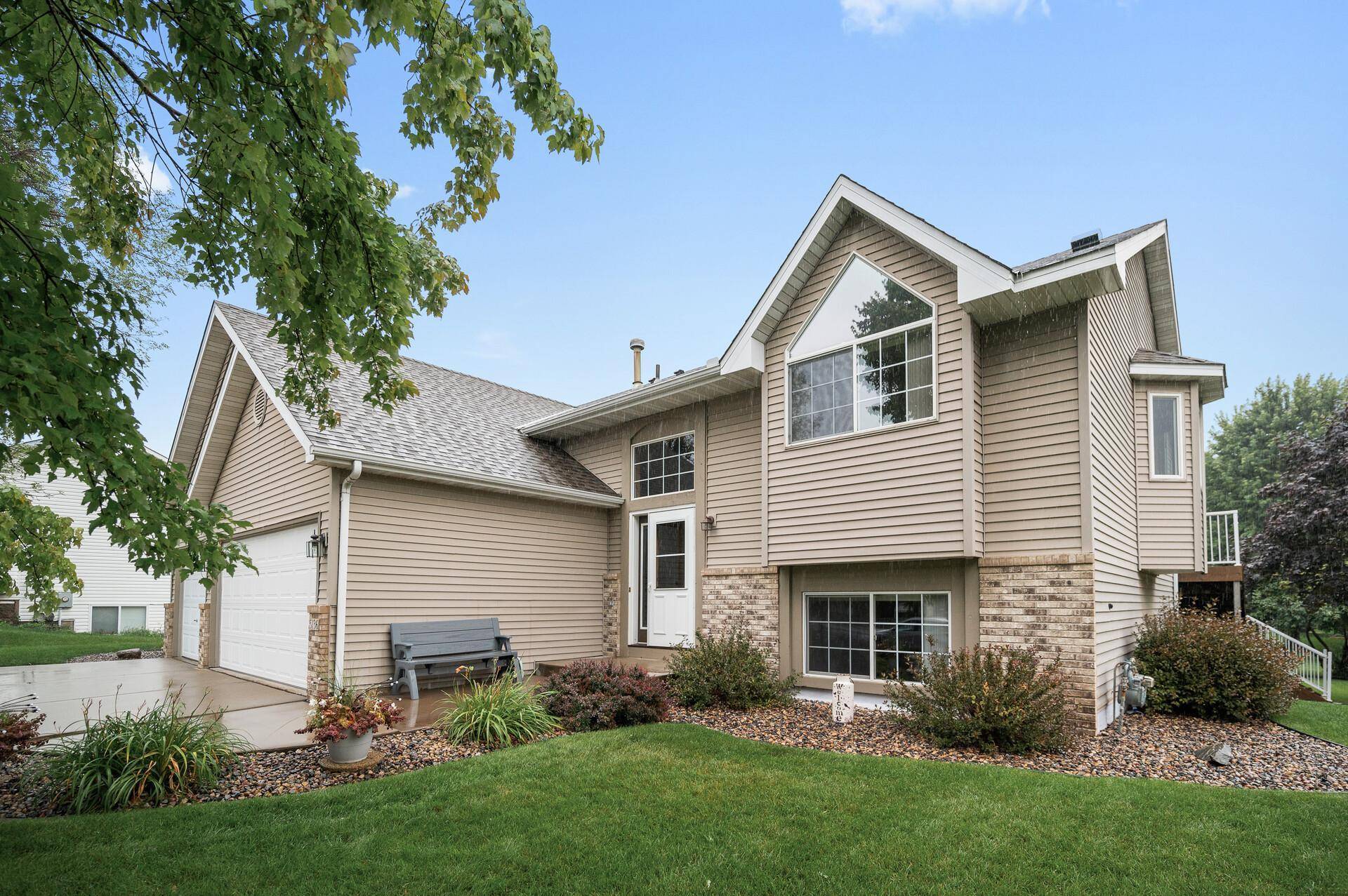 Prior Lake, MN 55372,5136 Wyndham CT SE