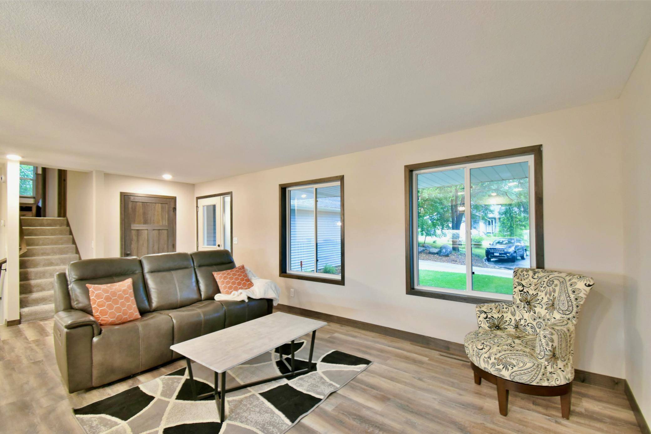 North Saint Paul, MN 55109,2345 Belmont LN E