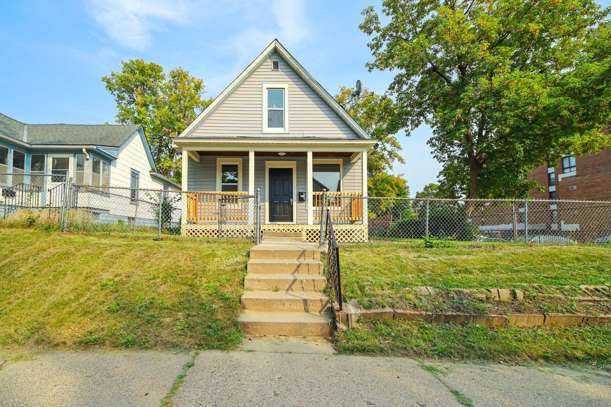 Minneapolis, MN 55411,1320 Logan AVE N