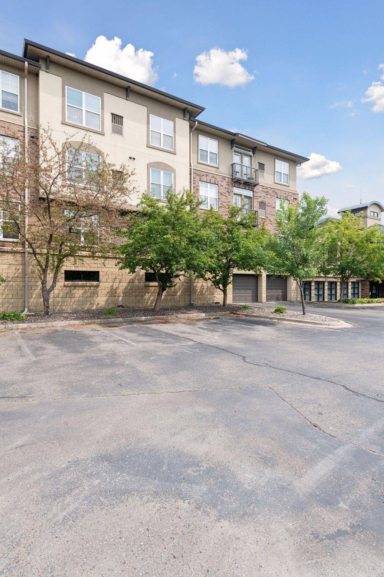 Eden Prairie, MN 55344,13560 Technology DR #1304