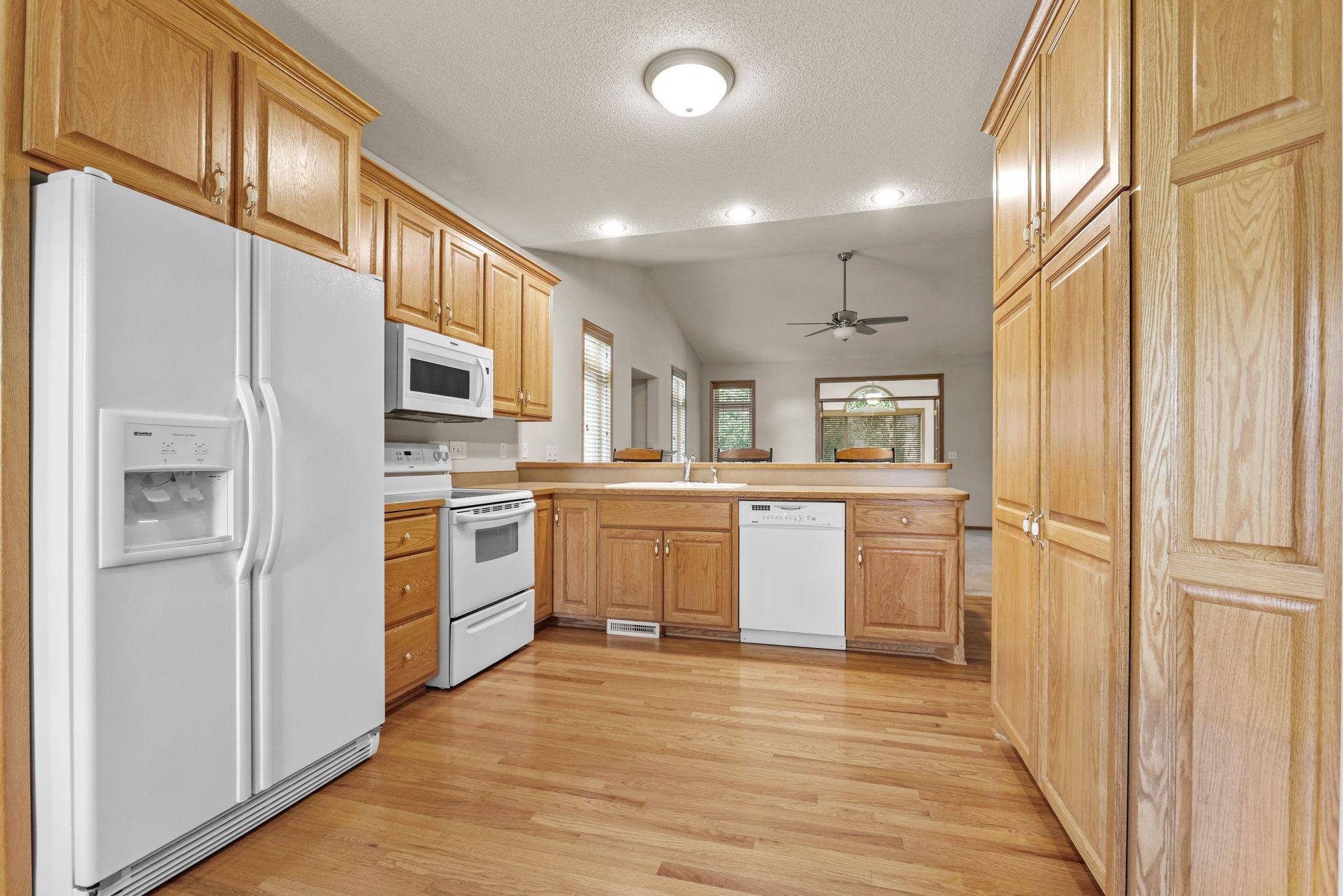 Coon Rapids, MN 55448,1571 129th AVE NW