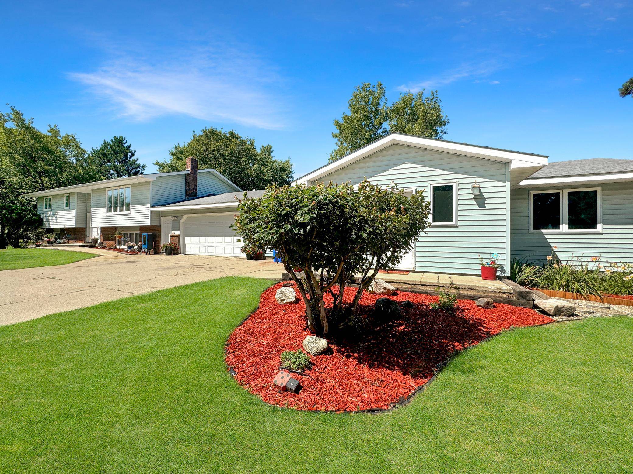 Bemidji, MN 56601,1911 Vincent ST NW