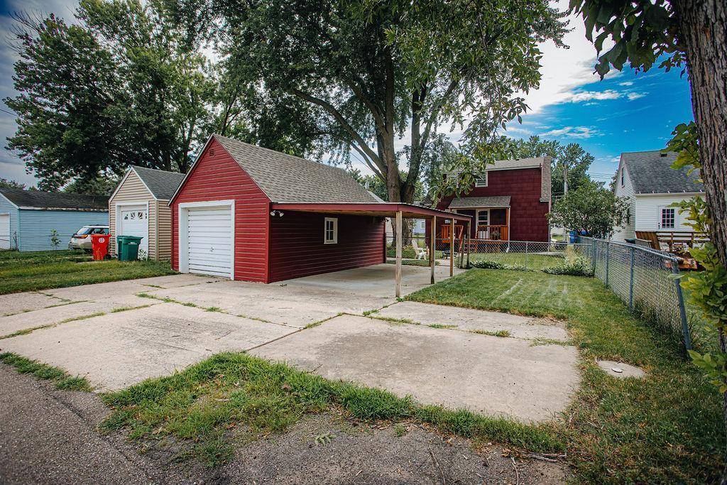 Austin, MN 55912,1012 12th AVE SW