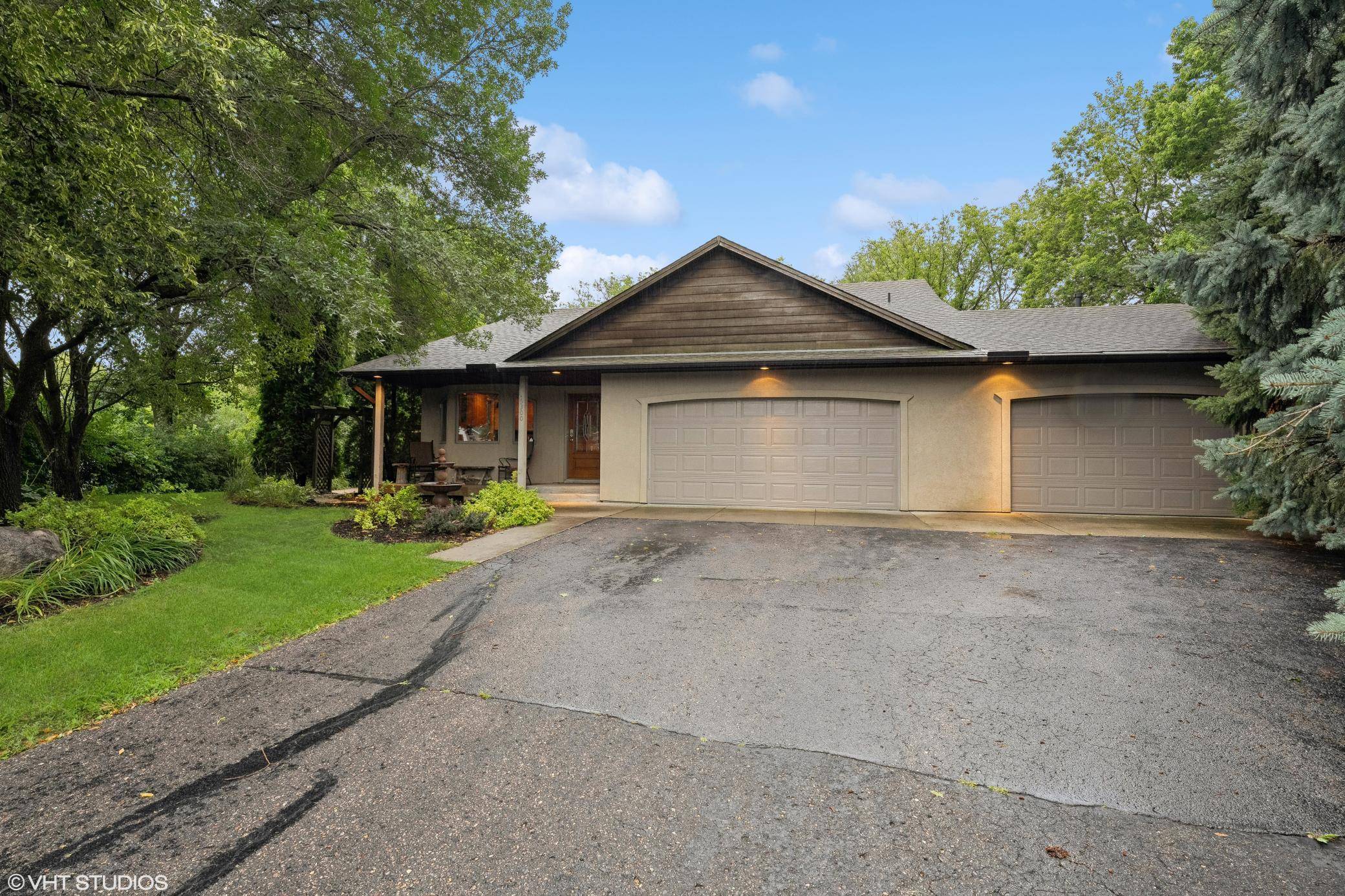 Rockford, MN 55373,5300 Meadow Lakes TRL