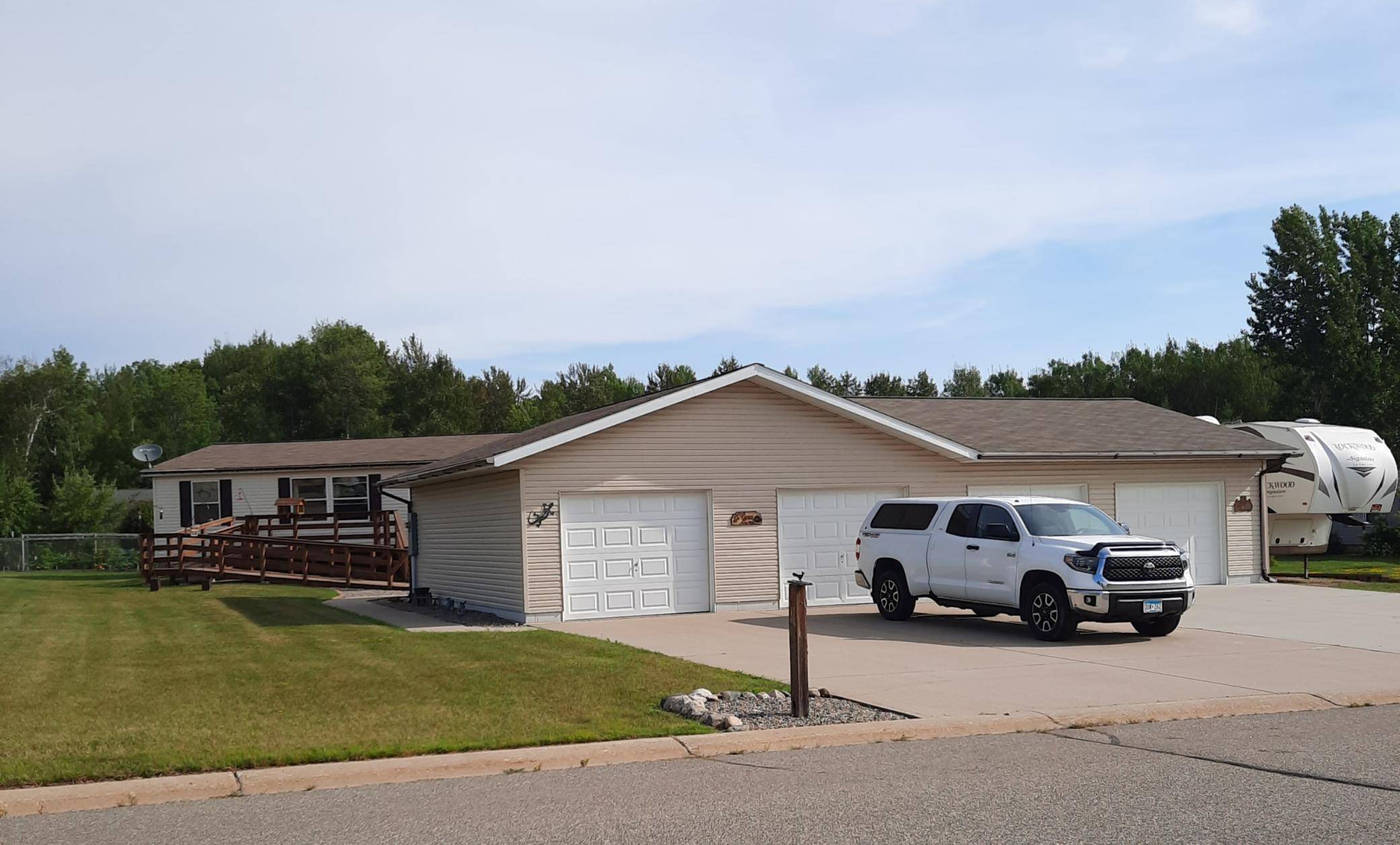 Bovey, MN 55709,915 1st ST