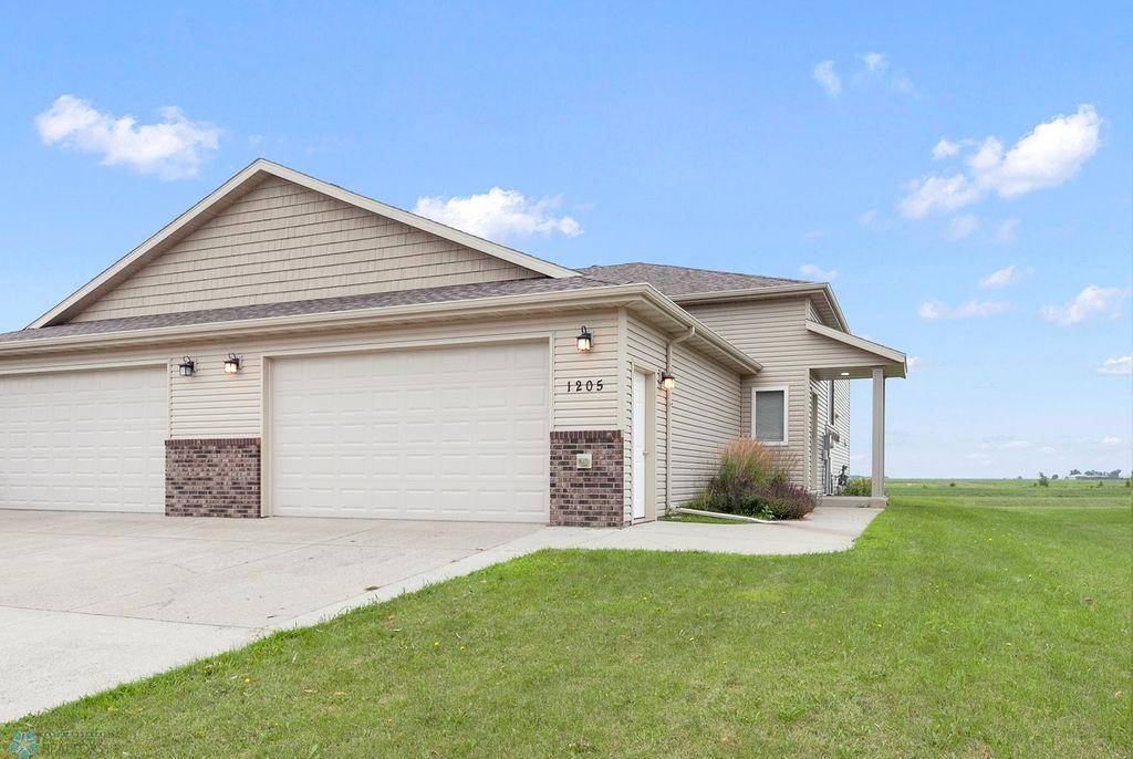 Casselton, ND 58012,1205 Morningside DR