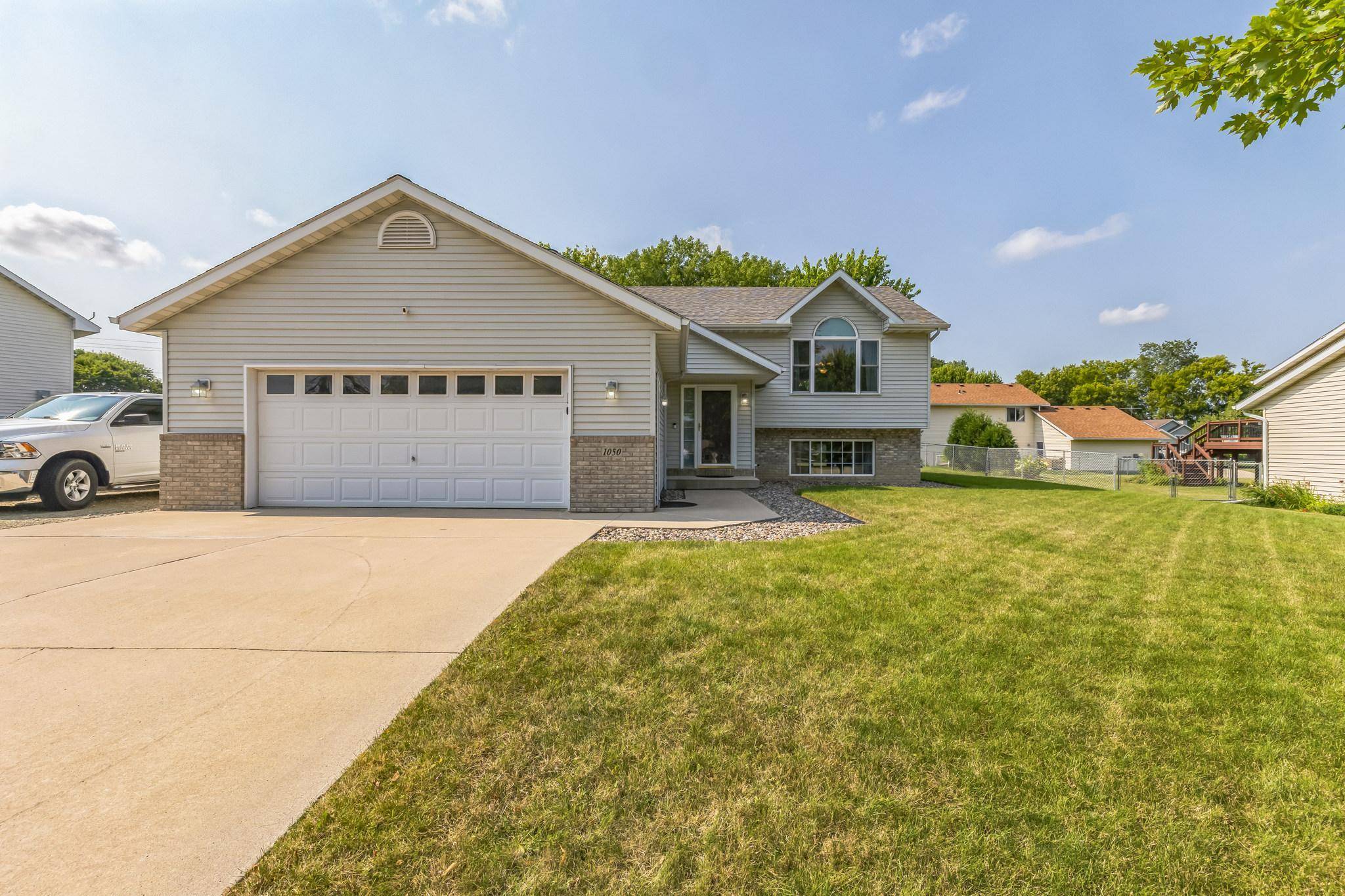 Owatonna, MN 55060,1050 20th ST NE