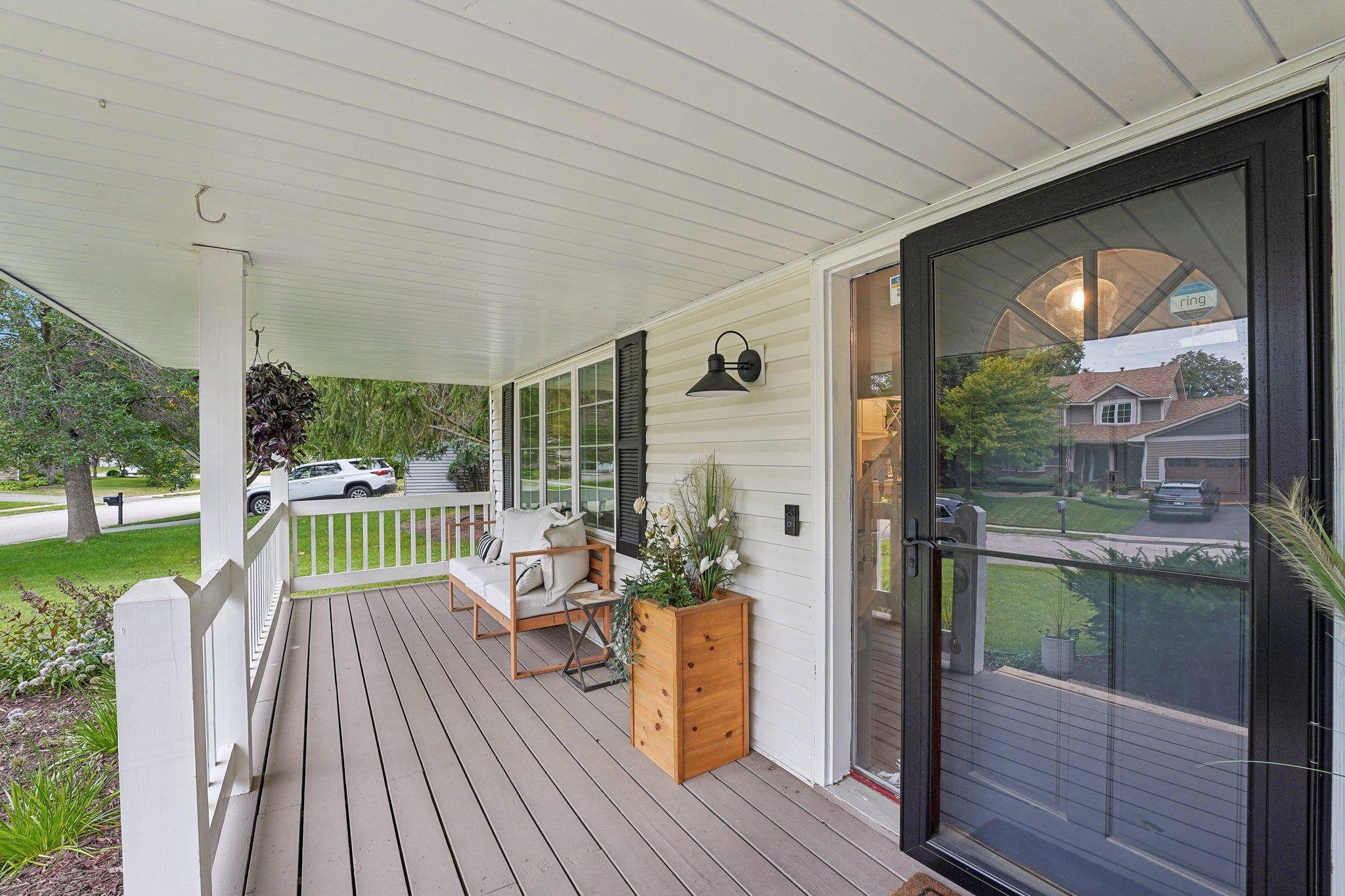 Chanhassen, MN 55317,8607 Flamingo DR
