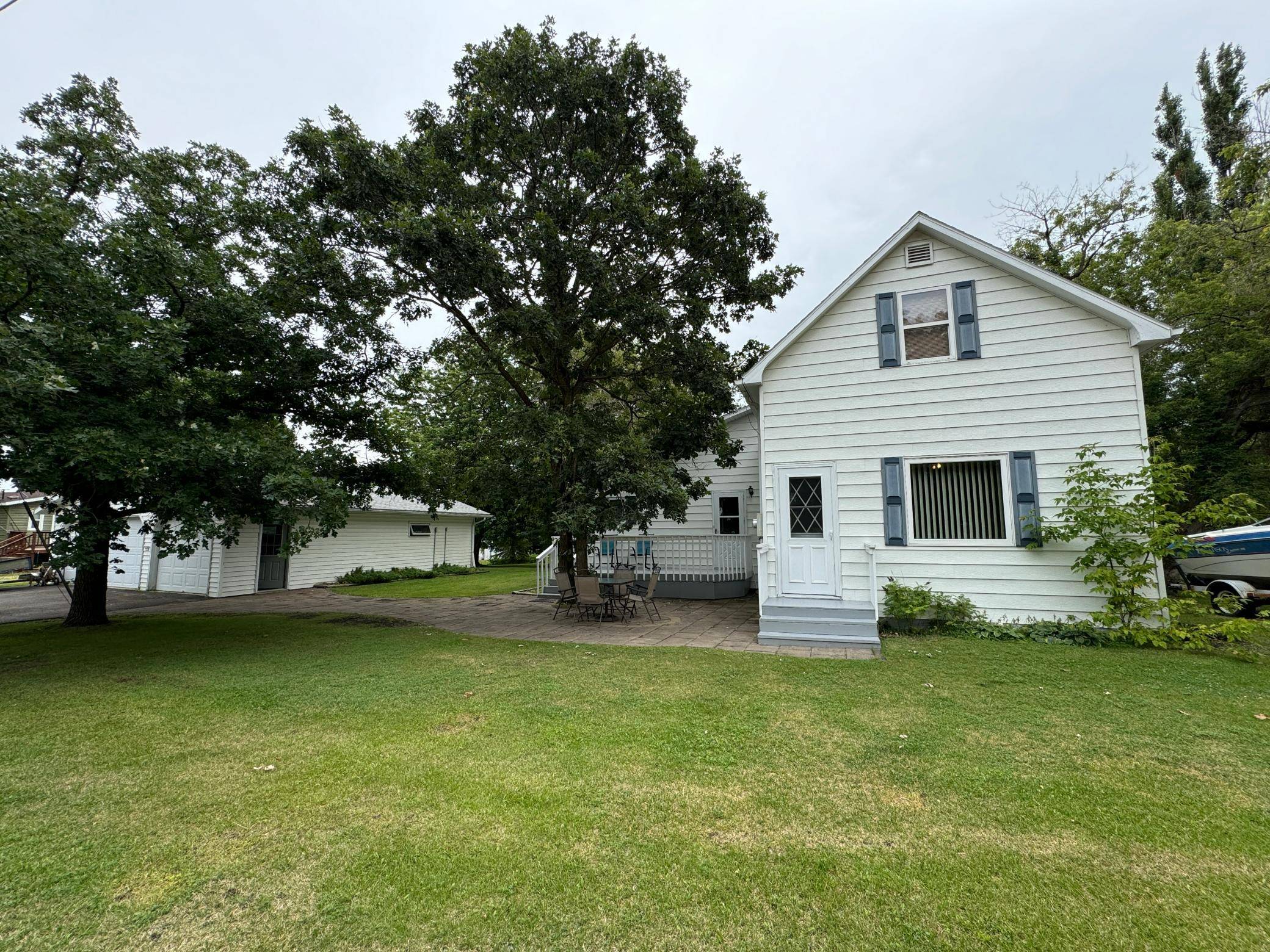 Badger, MN 56714,502 Tamarack ST