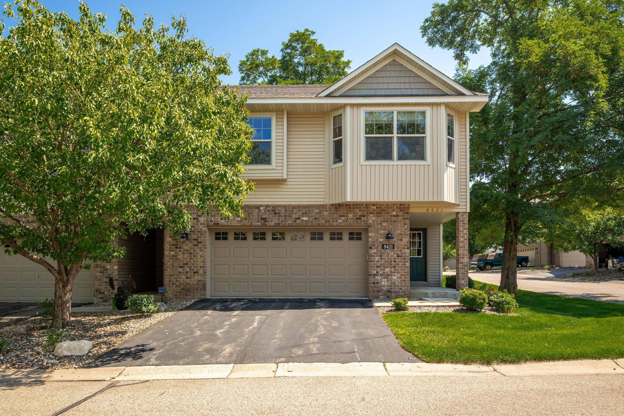 Savage, MN 55378,8421 Cedarview CIR