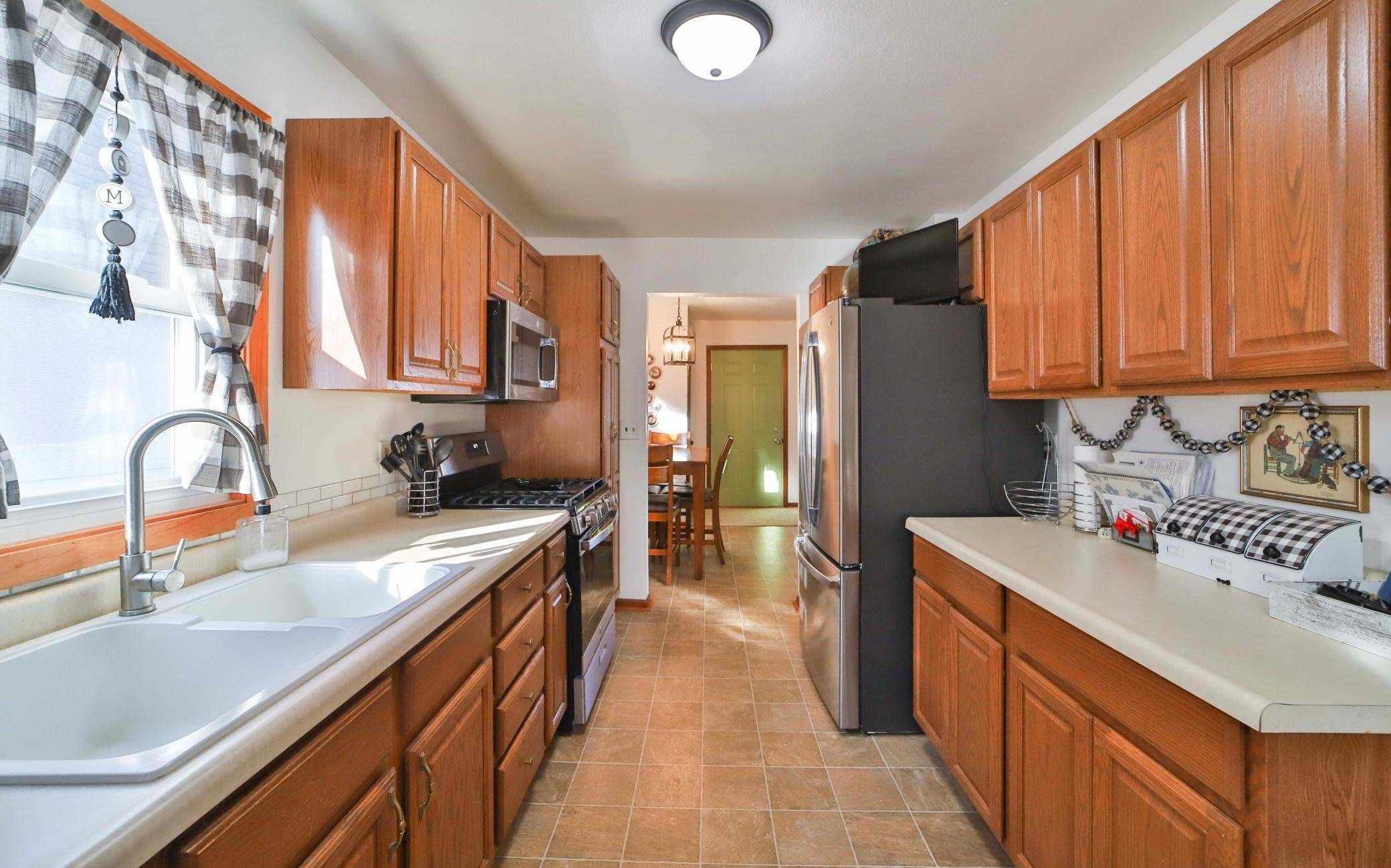 Brainerd, MN 56401,1106 6th AVE NE