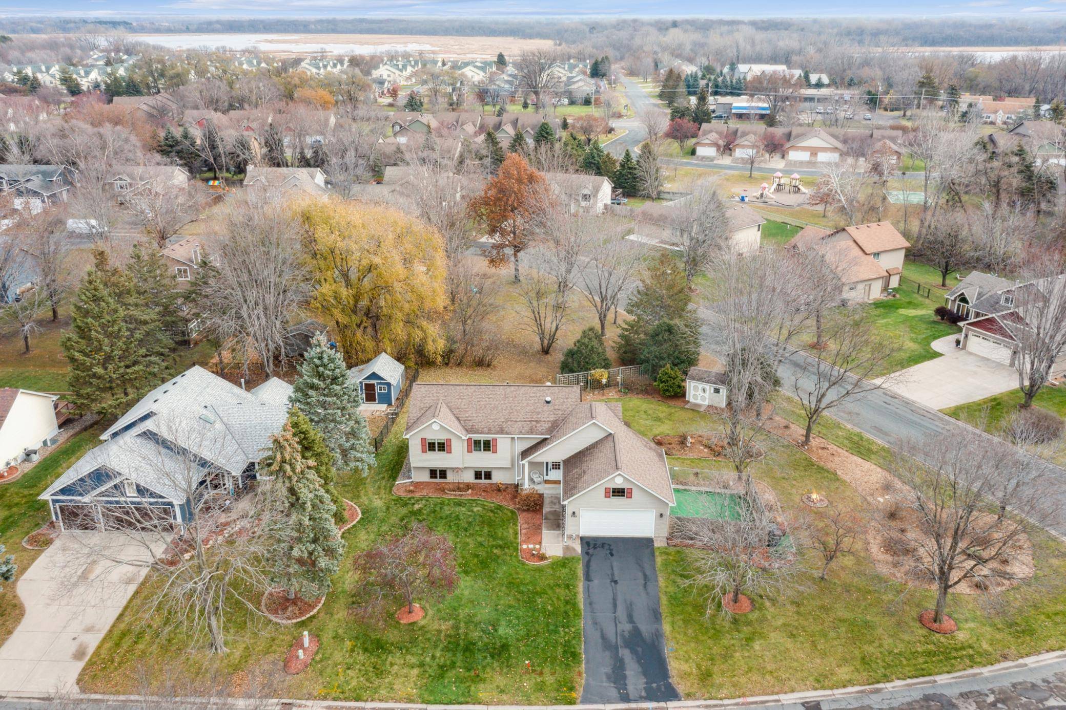 Lino Lakes, MN 55014,7132 Whippoorwill LN