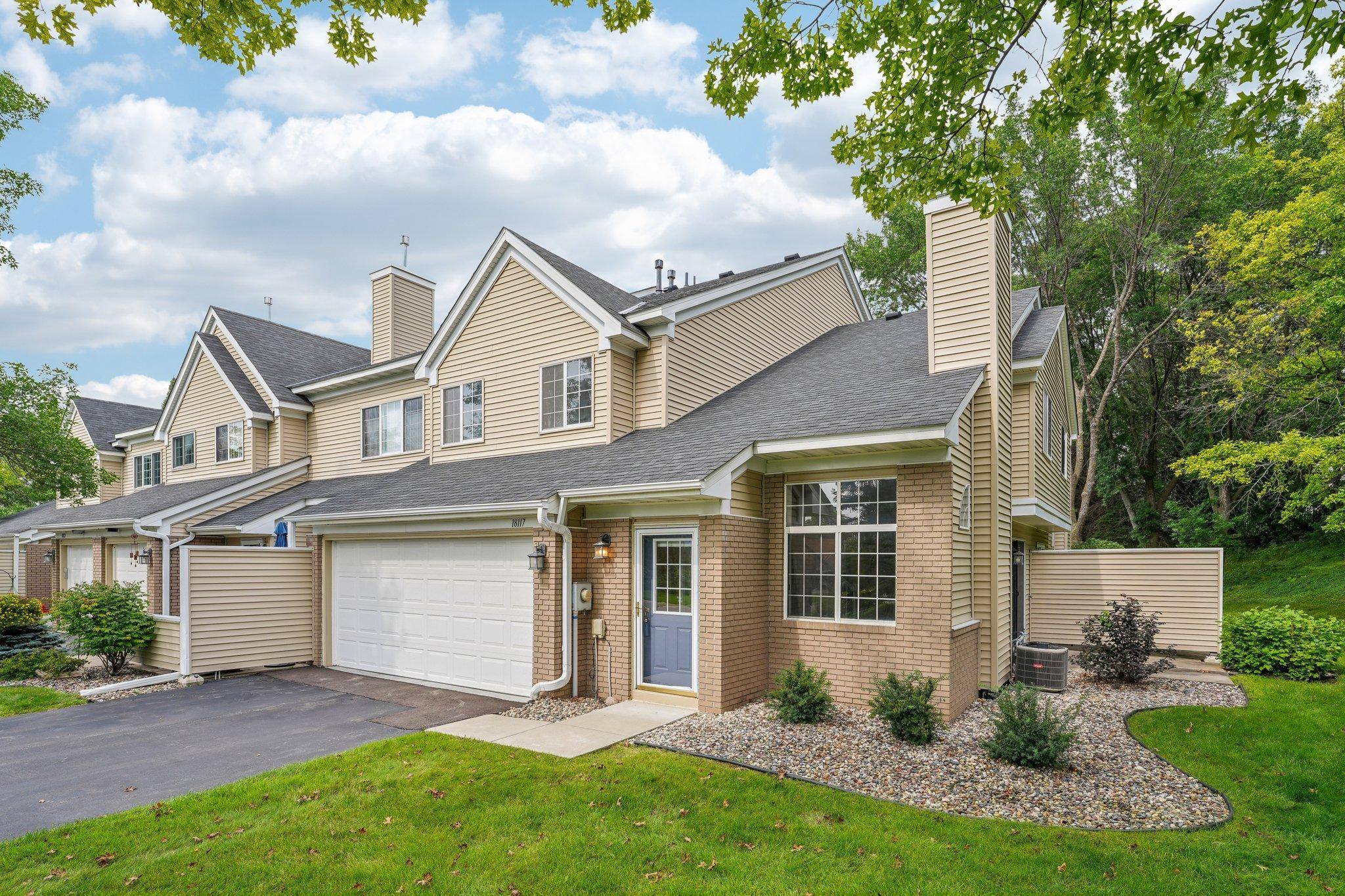 Eden Prairie, MN 55347,18117 Settlers WAY