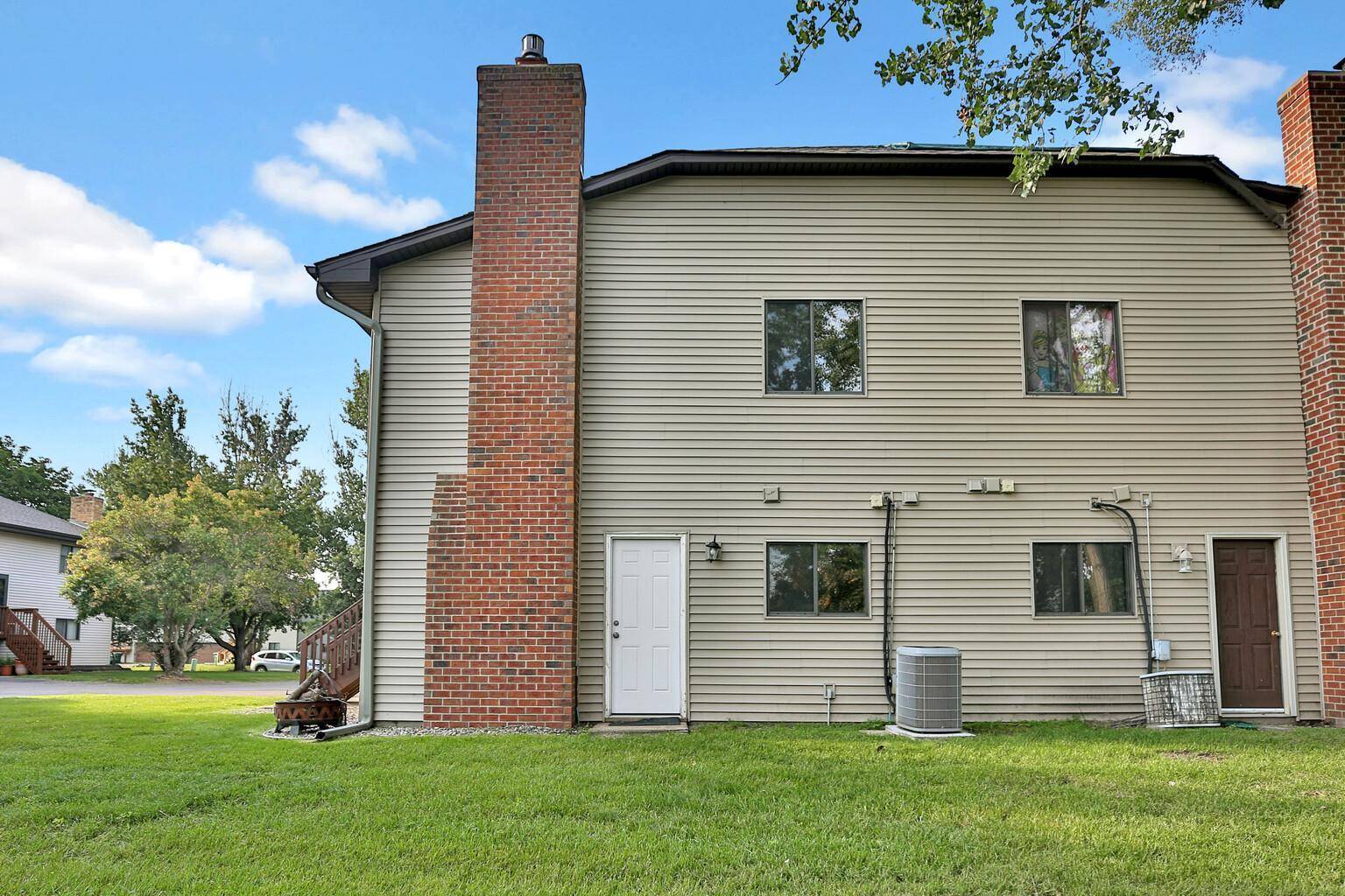 Blaine, MN 55014,4125 Austin ST NE