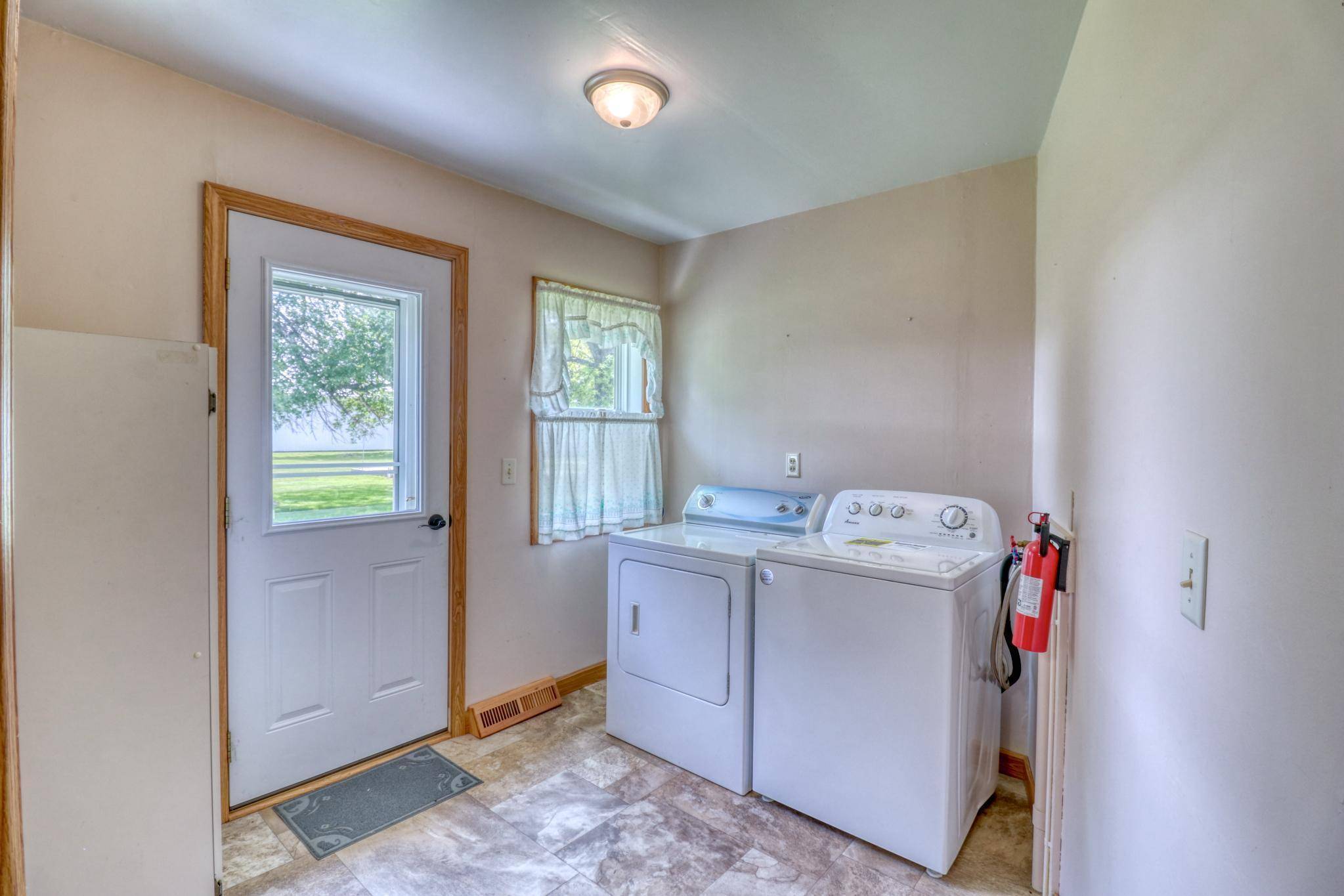 Ulen, MN 56585,211 NP AVE W