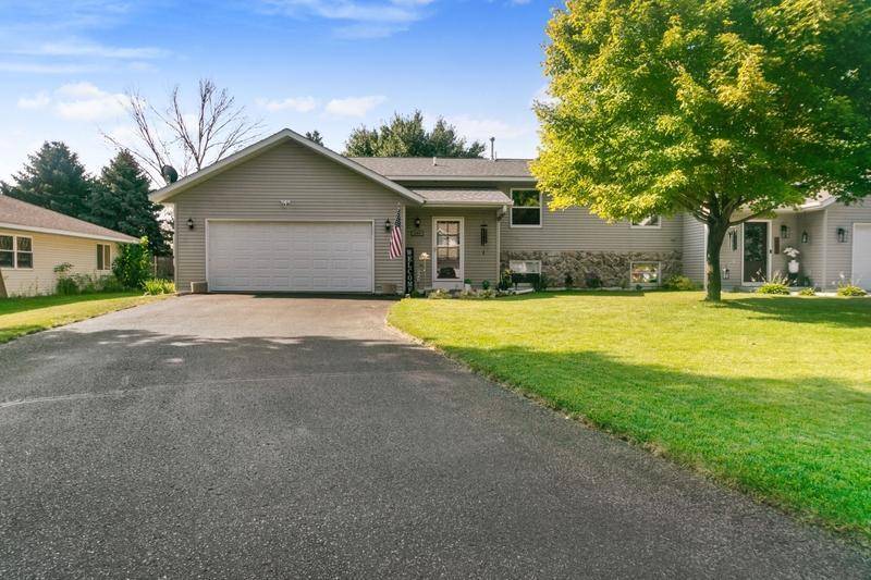 Hudson, WI 54016,2302 Sacia LN