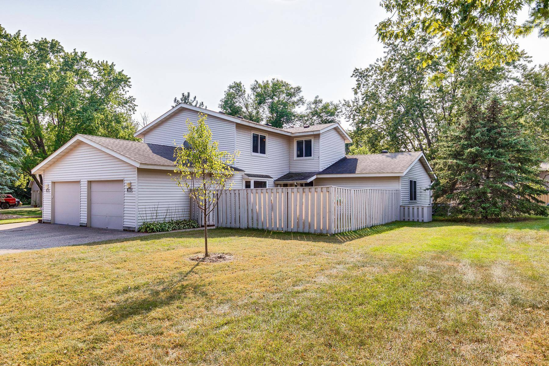 Shoreview, MN 55126,980 Carmel CT