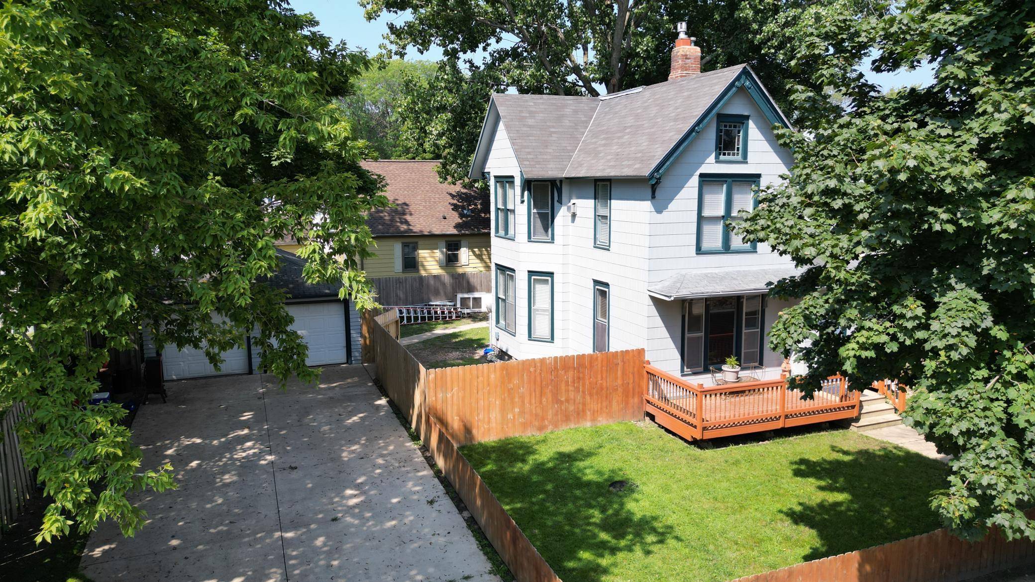Austin, MN 55912,611 6th ST NW