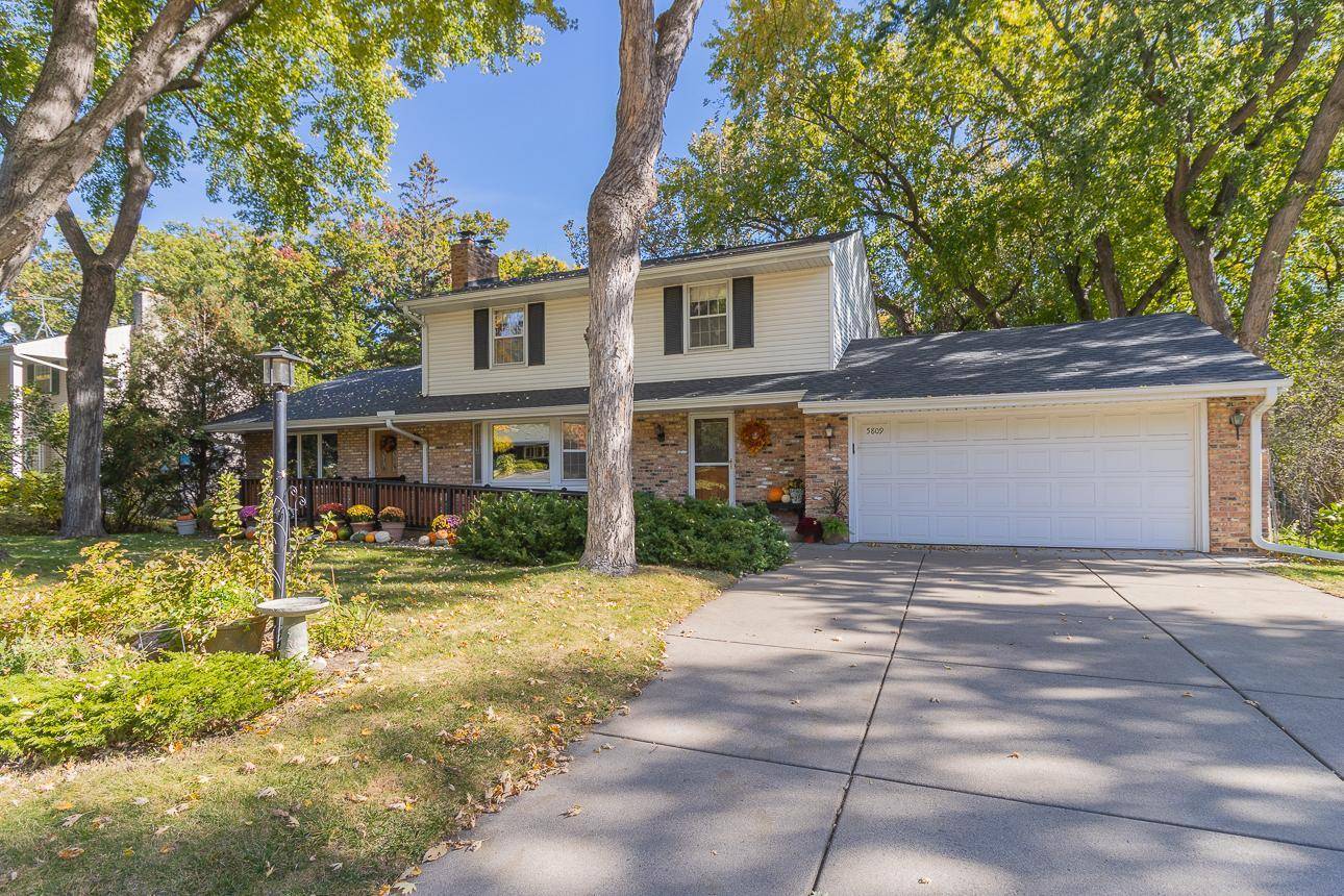 Edina, MN 55436,5809 Dale AVE