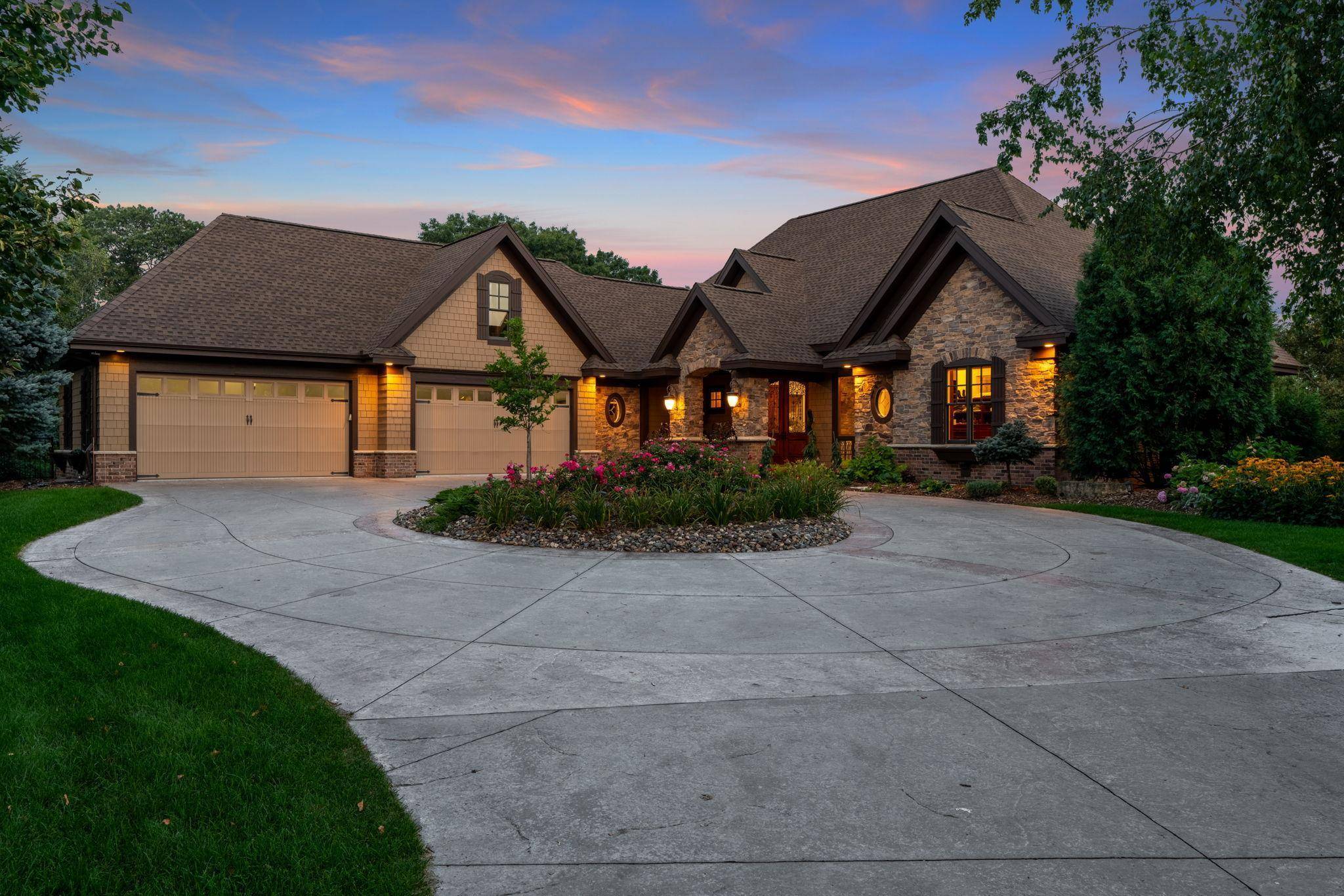 Lake Elmo, MN 55042,2935 Jonquil TRL N