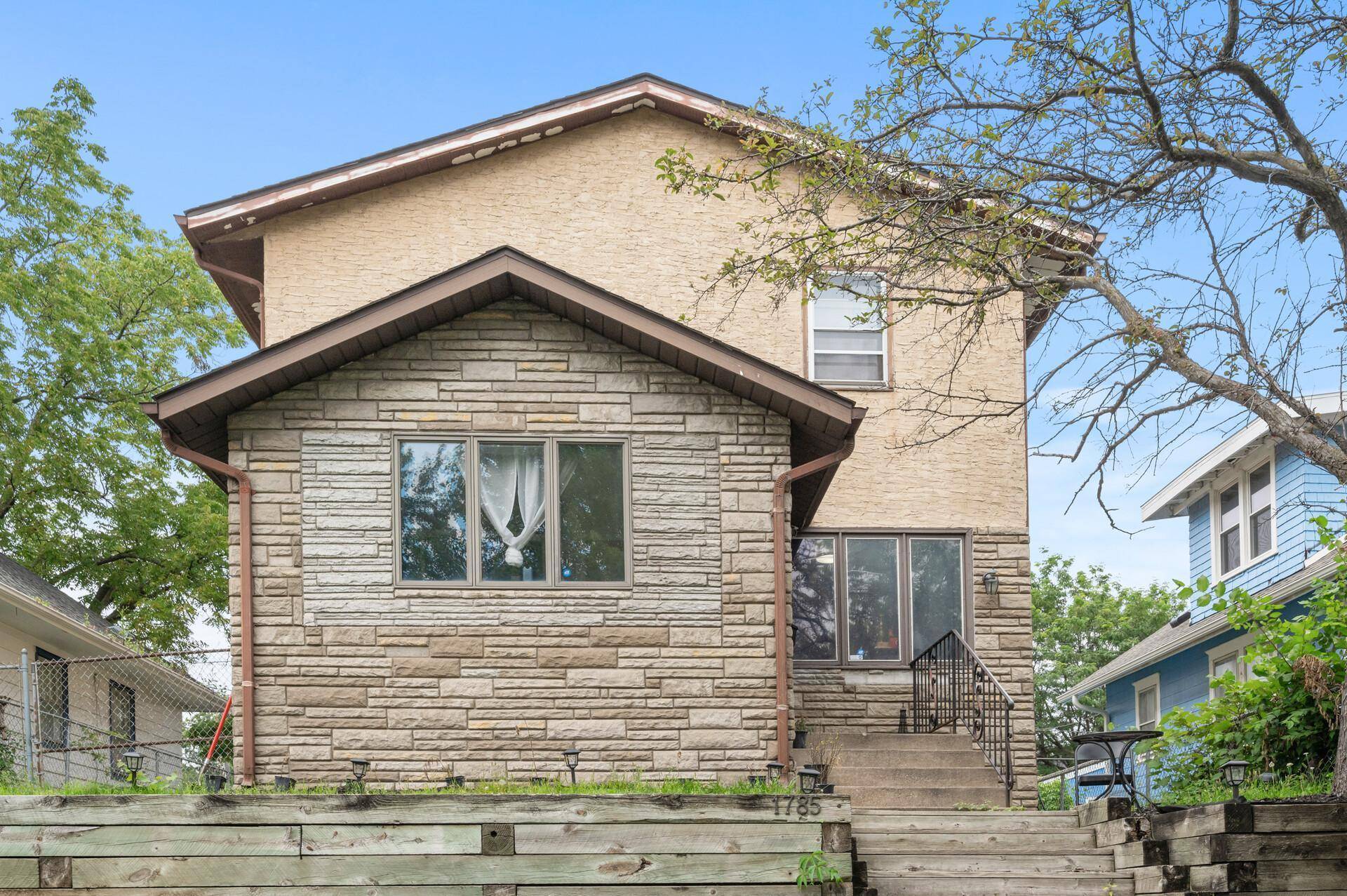 Saint Paul, MN 55119,1785 Sims AVE