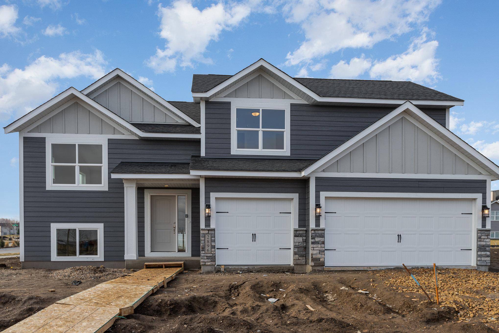 Rosemount, MN 55068,13681 Arrowhead Way