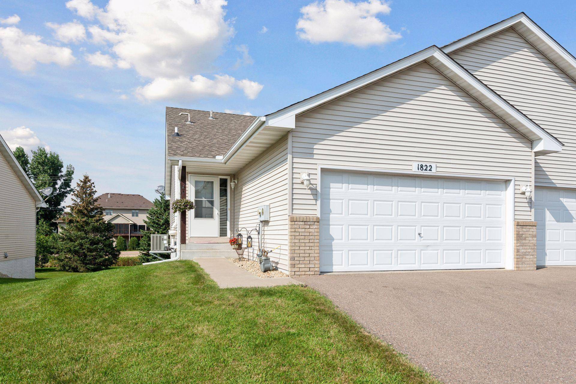 Waconia, MN 55387,1822 Lakeridge WAY