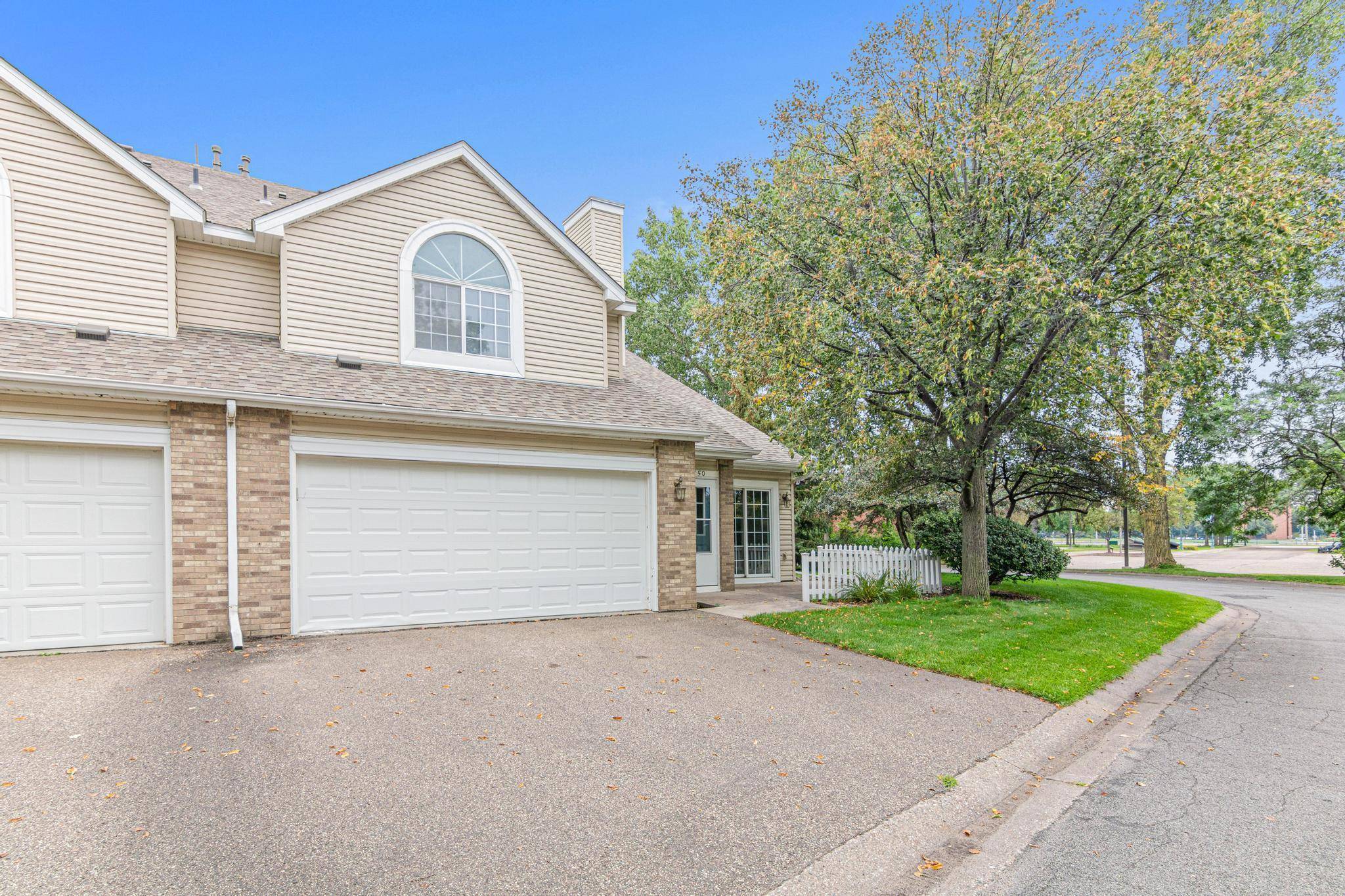 Falcon Heights, MN 55113,1750 Maple CT